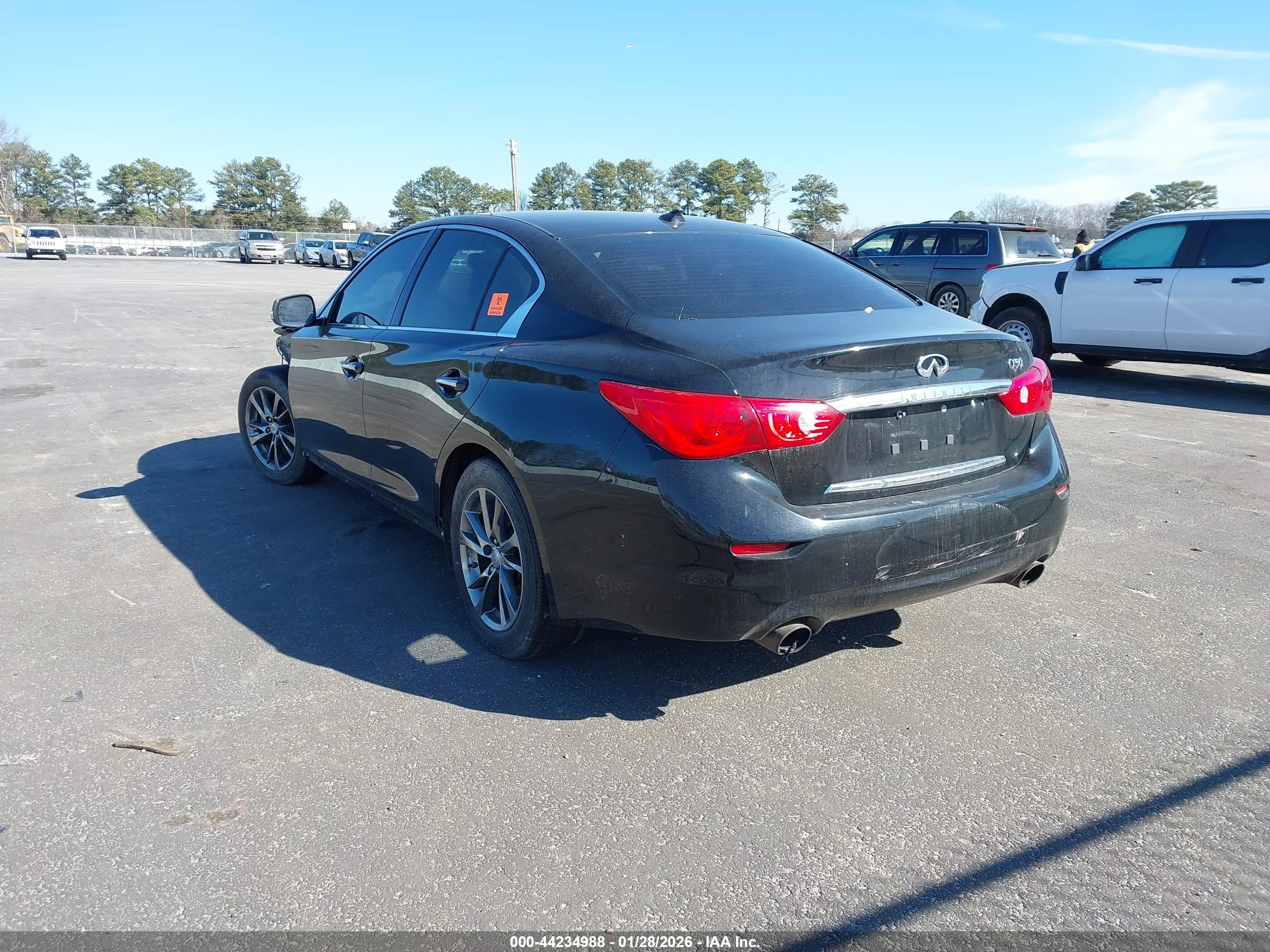 INFINITI Q50 image 3