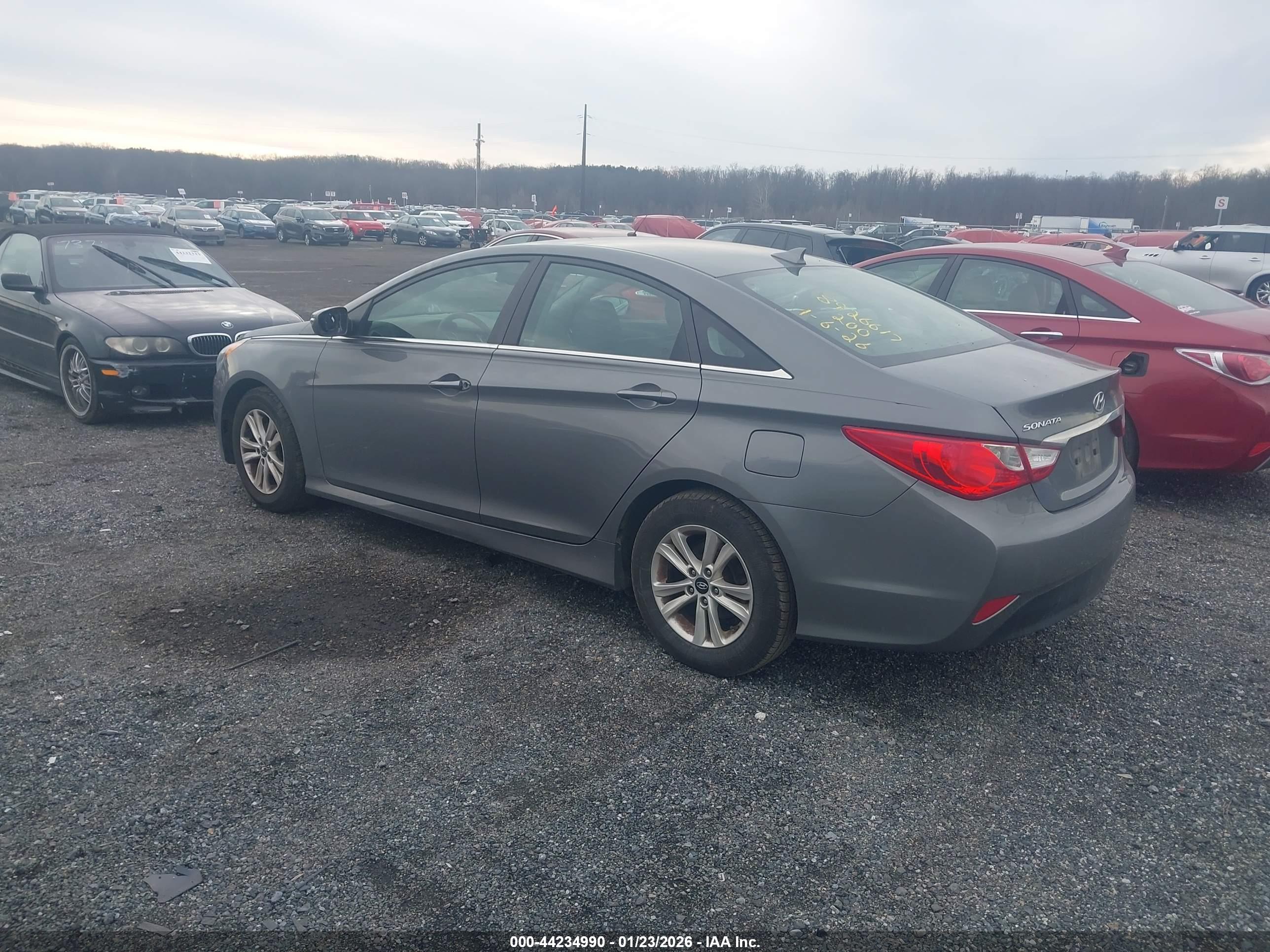 HYUNDAI SONATA image 3