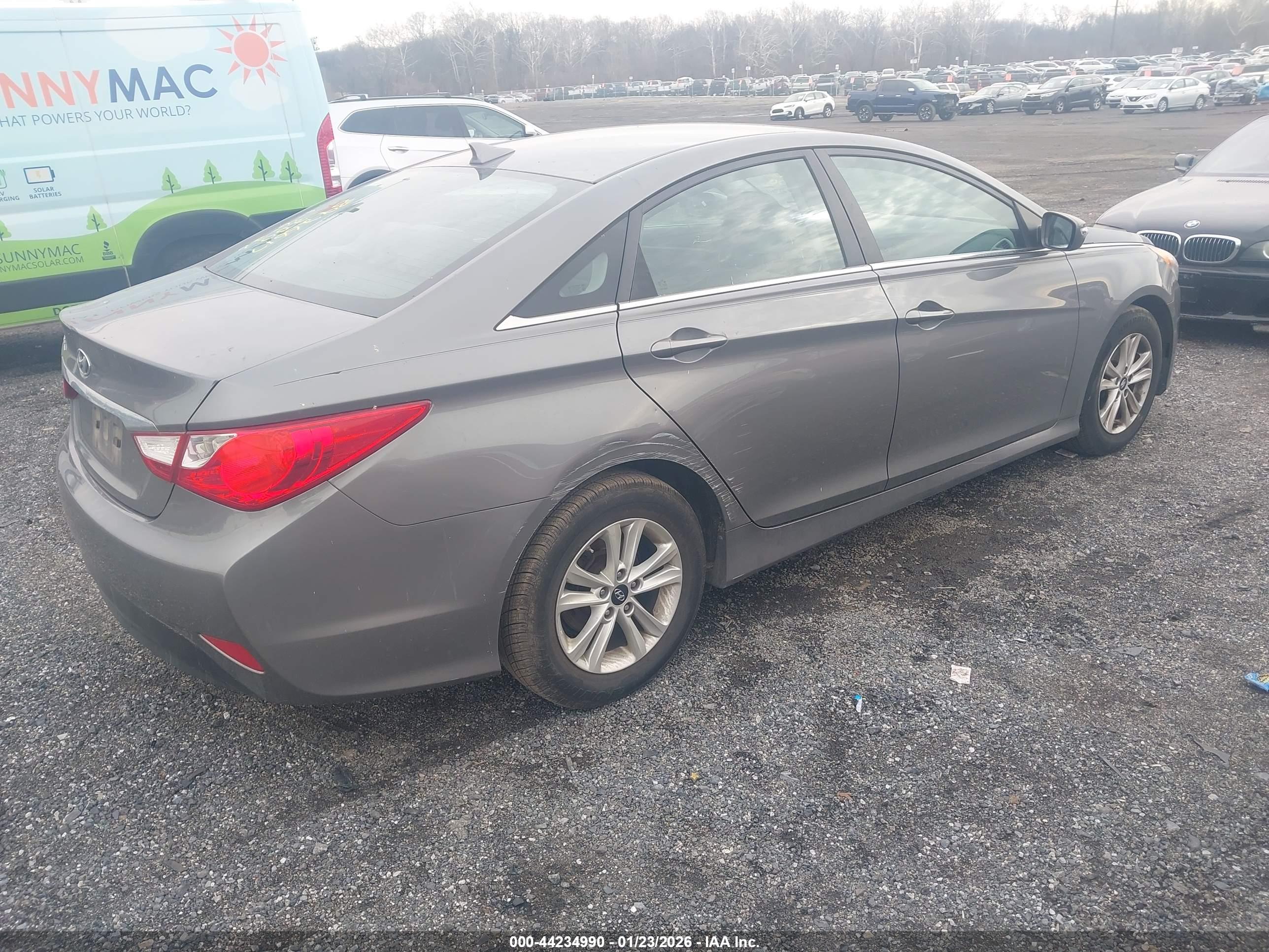 HYUNDAI SONATA image 4