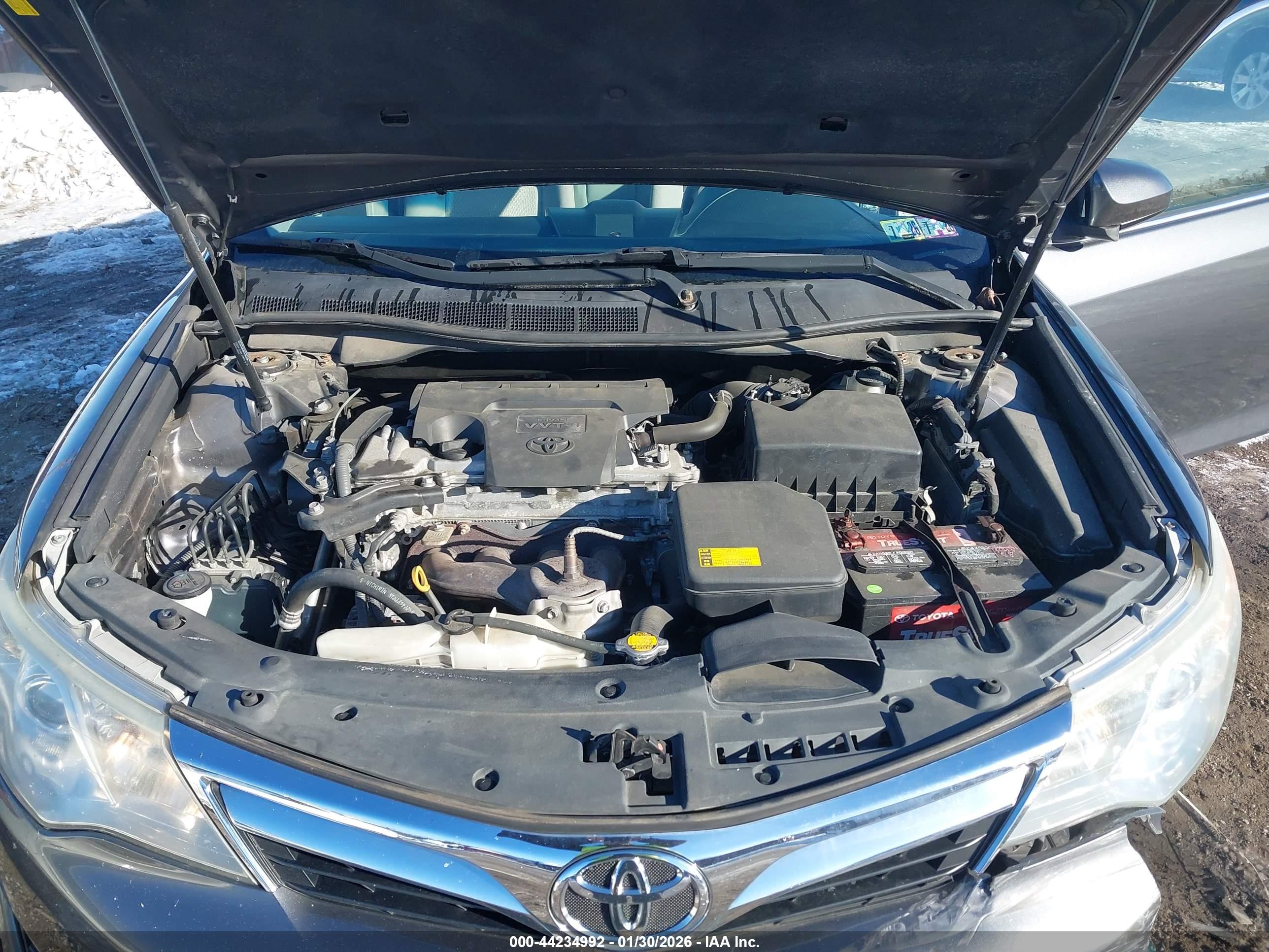 TOYOTA CAMRY image 10