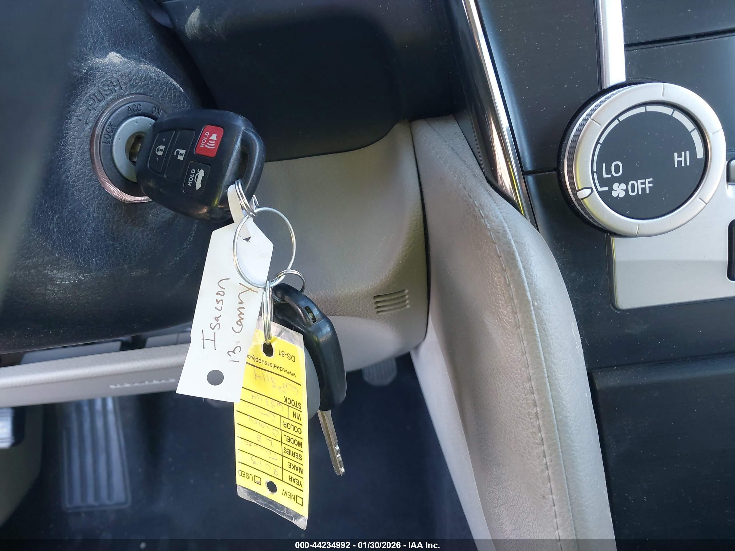 TOYOTA CAMRY image 11