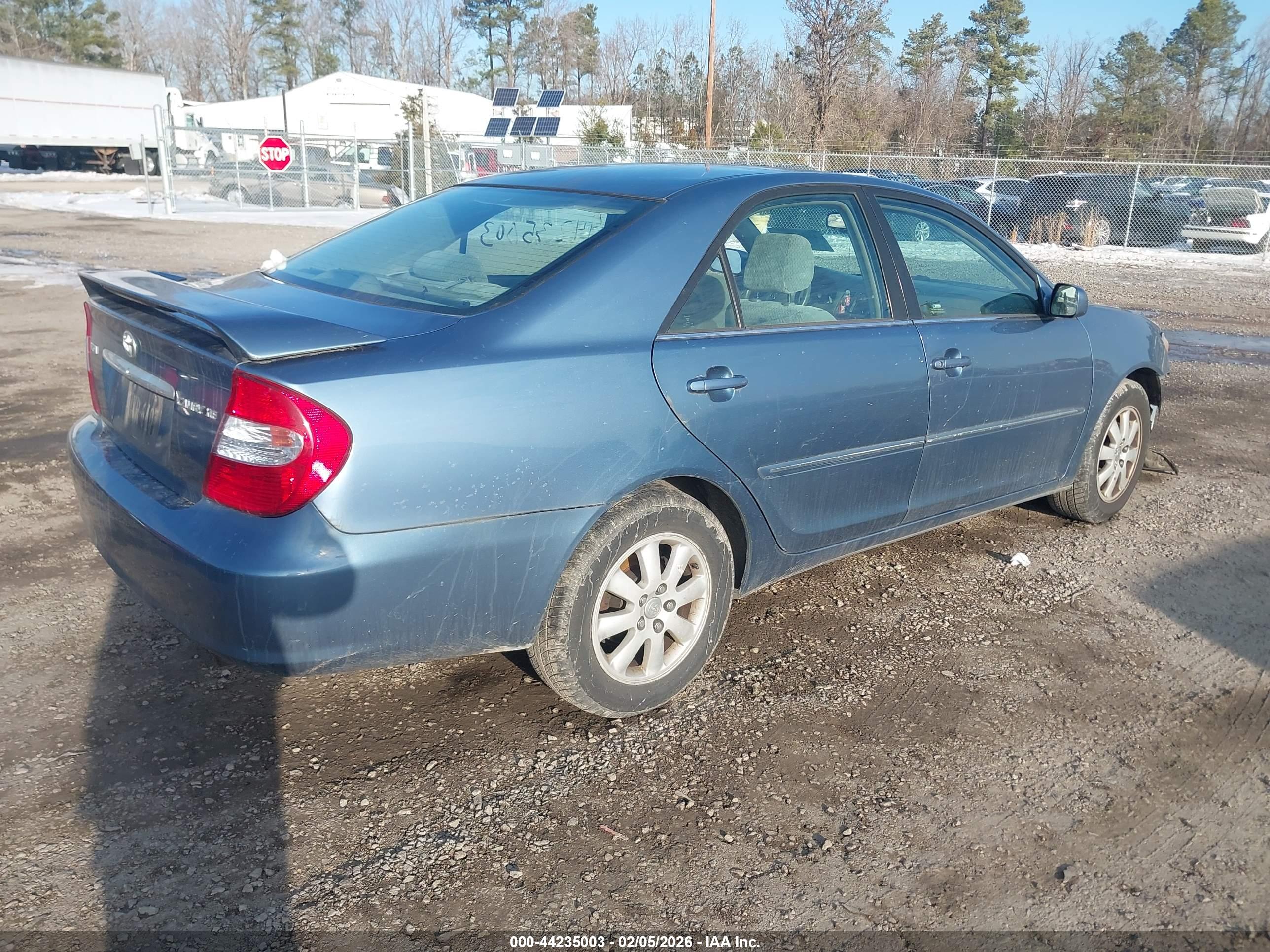 TOYOTA CAMRY image 4