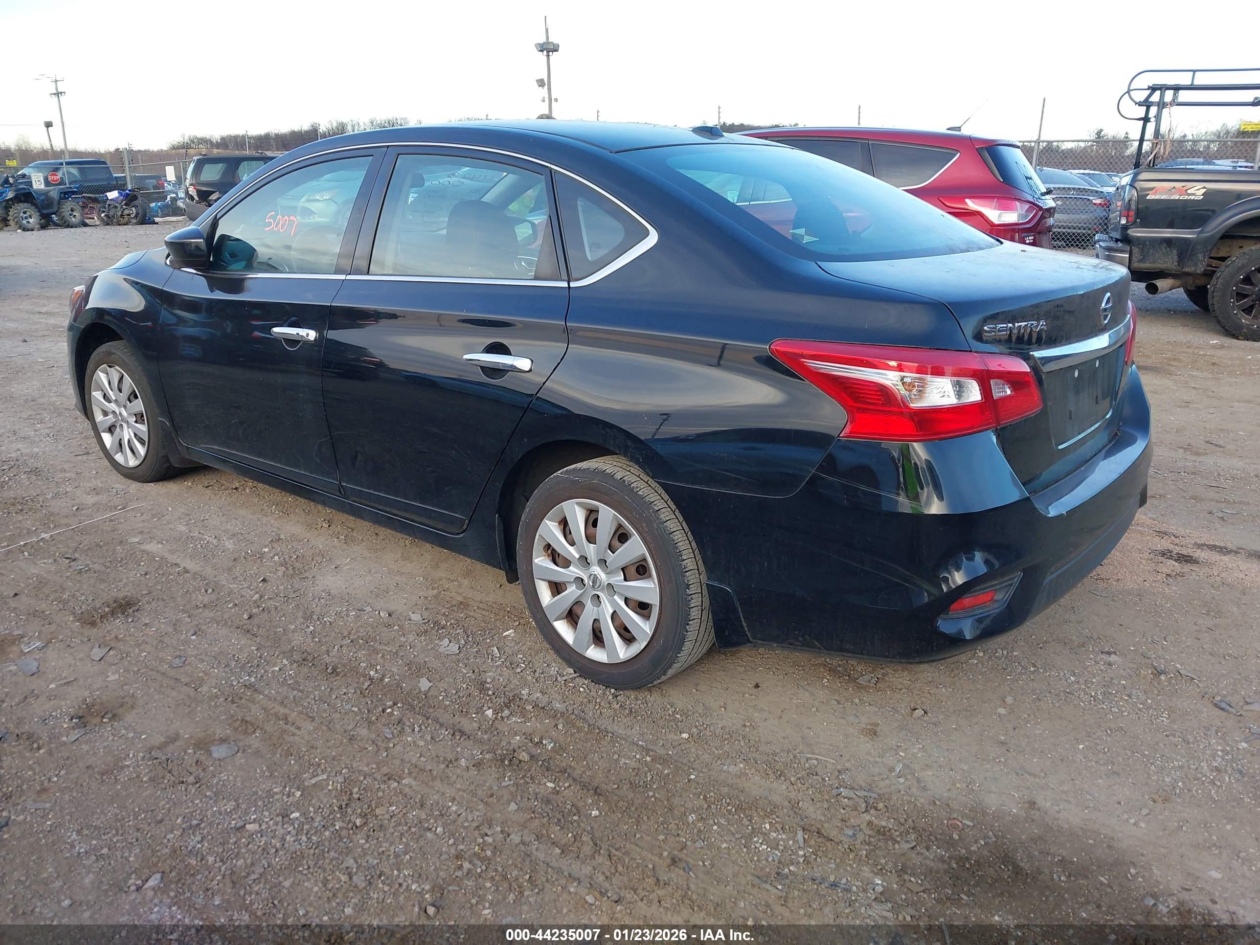 NISSAN SENTRA image 3