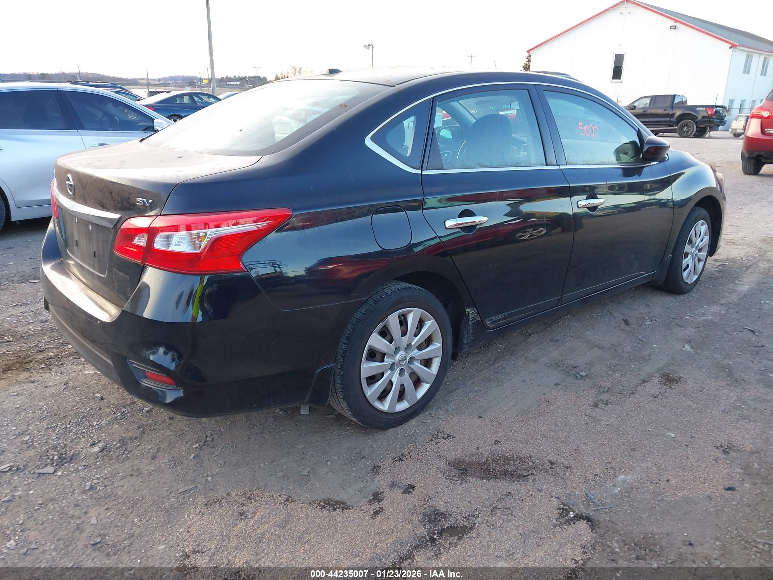 NISSAN SENTRA image 4