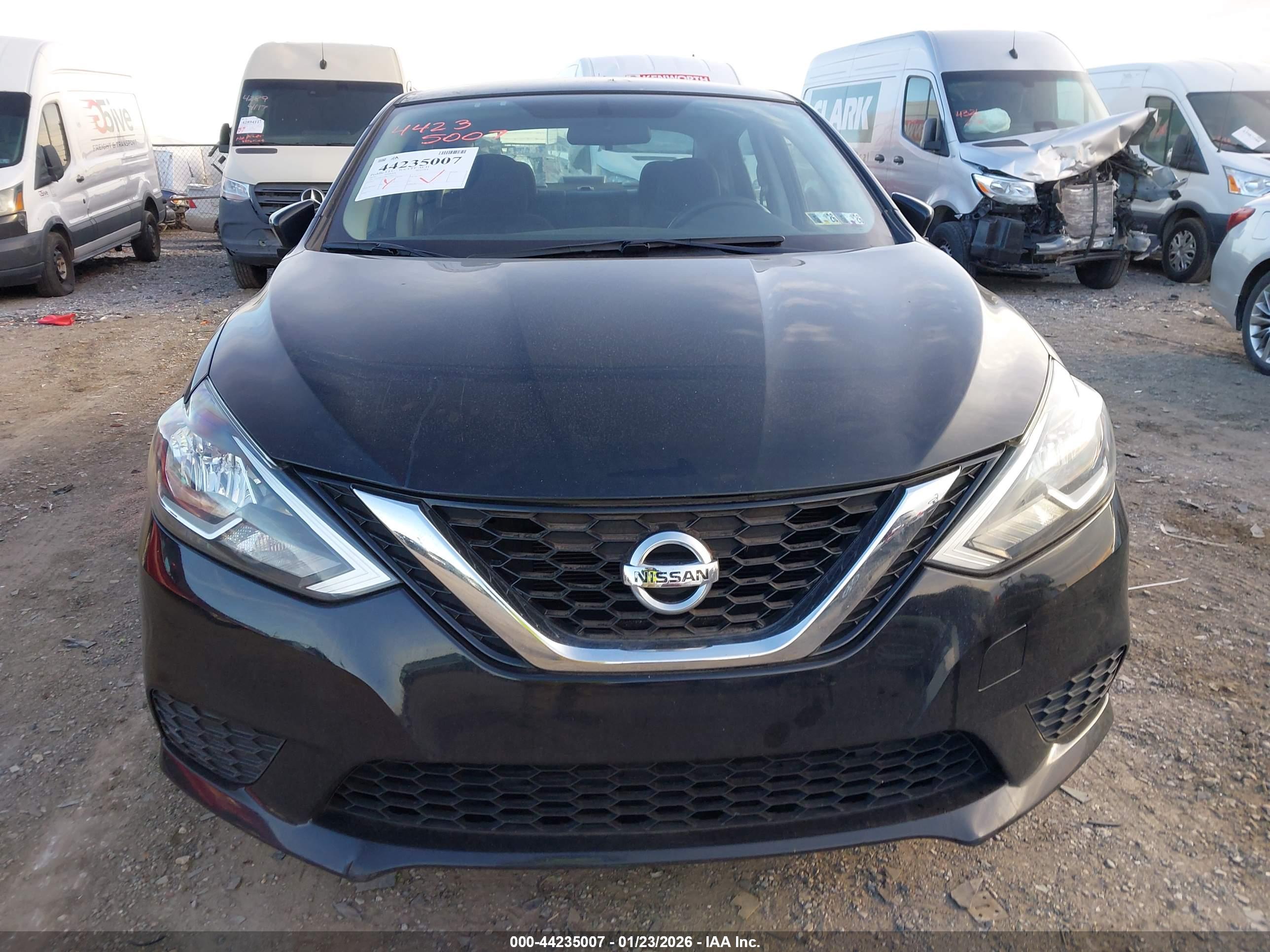 NISSAN SENTRA image 6