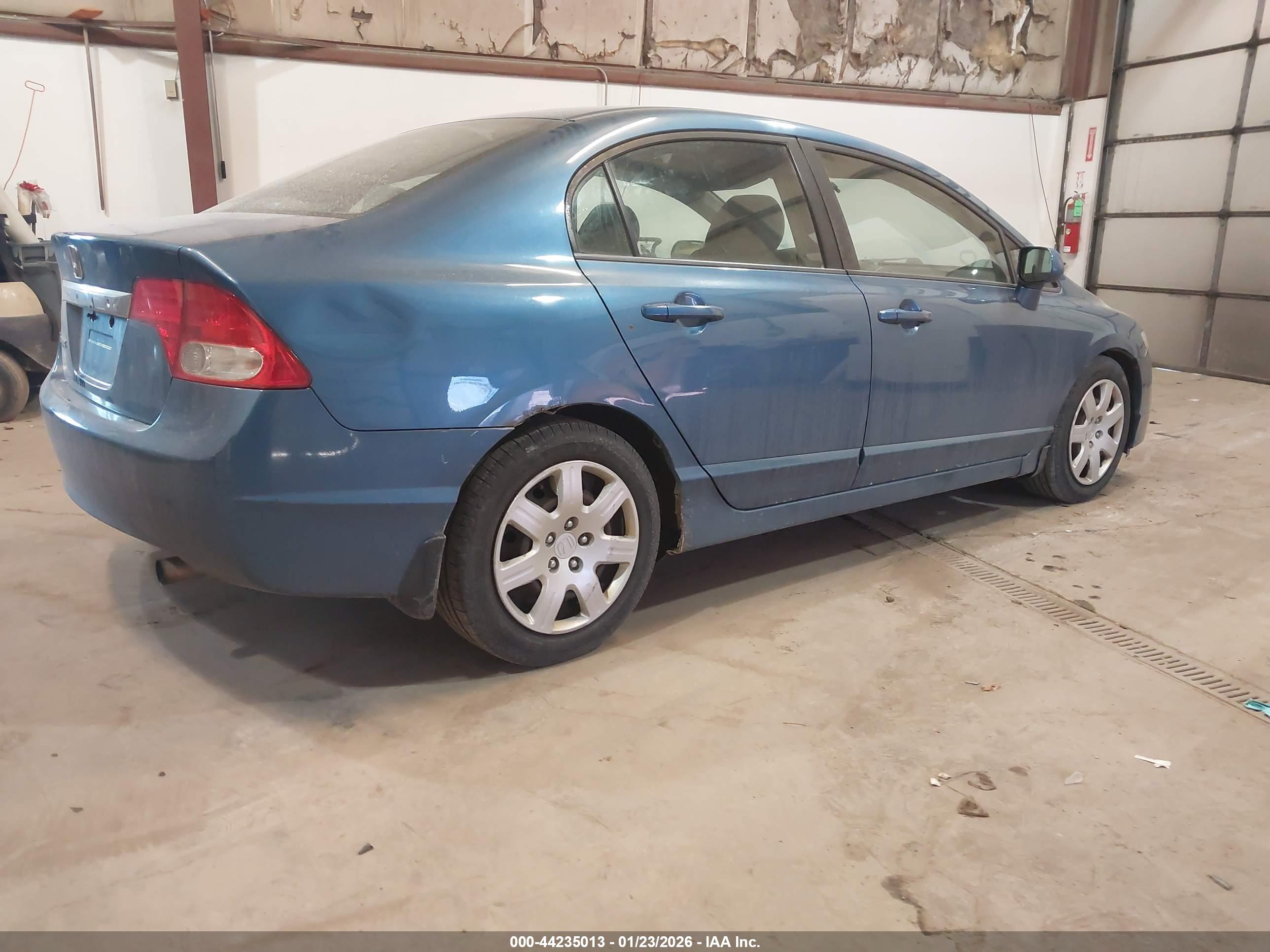 HONDA CIVIC image 4