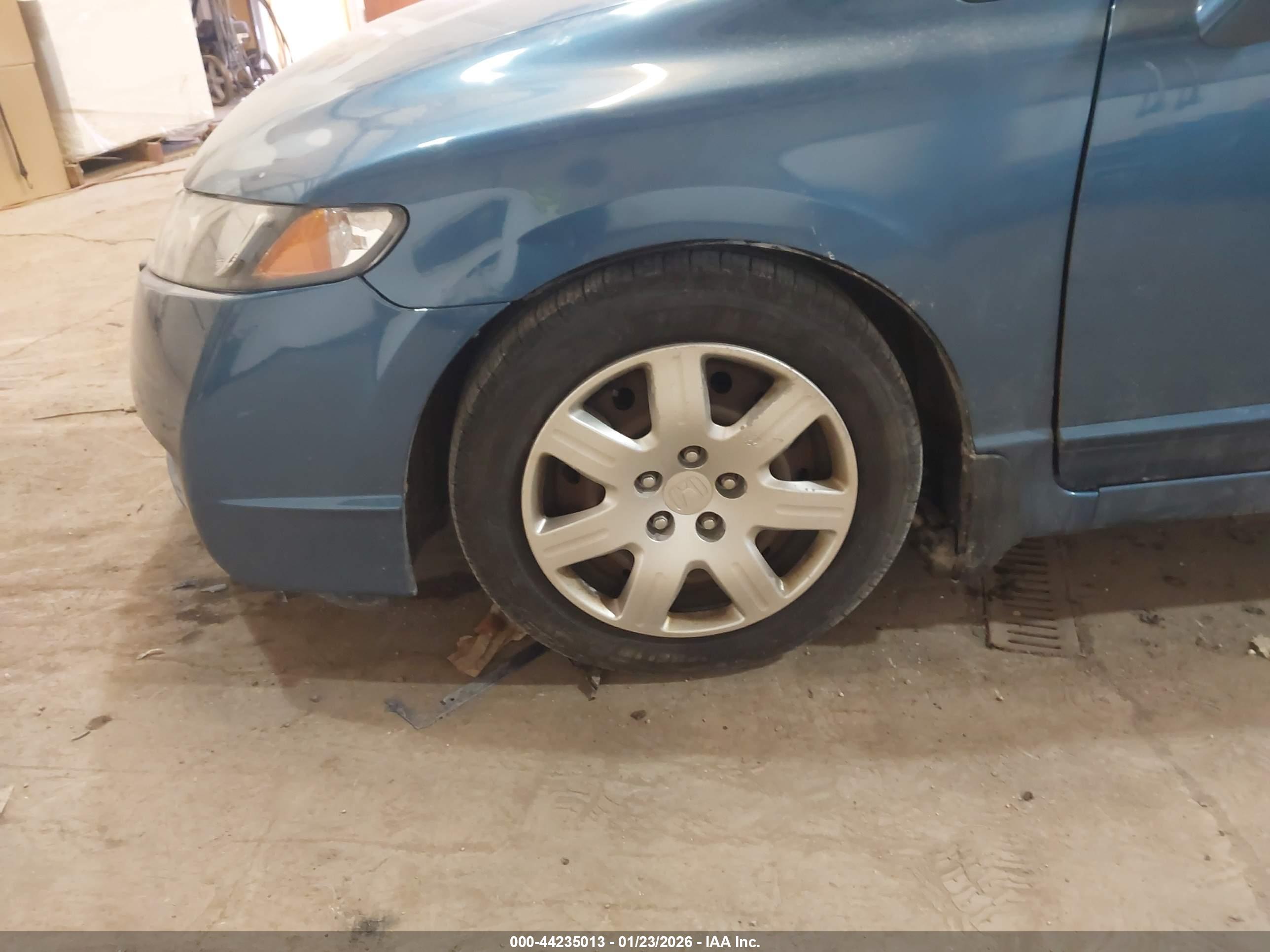 HONDA CIVIC image 6
