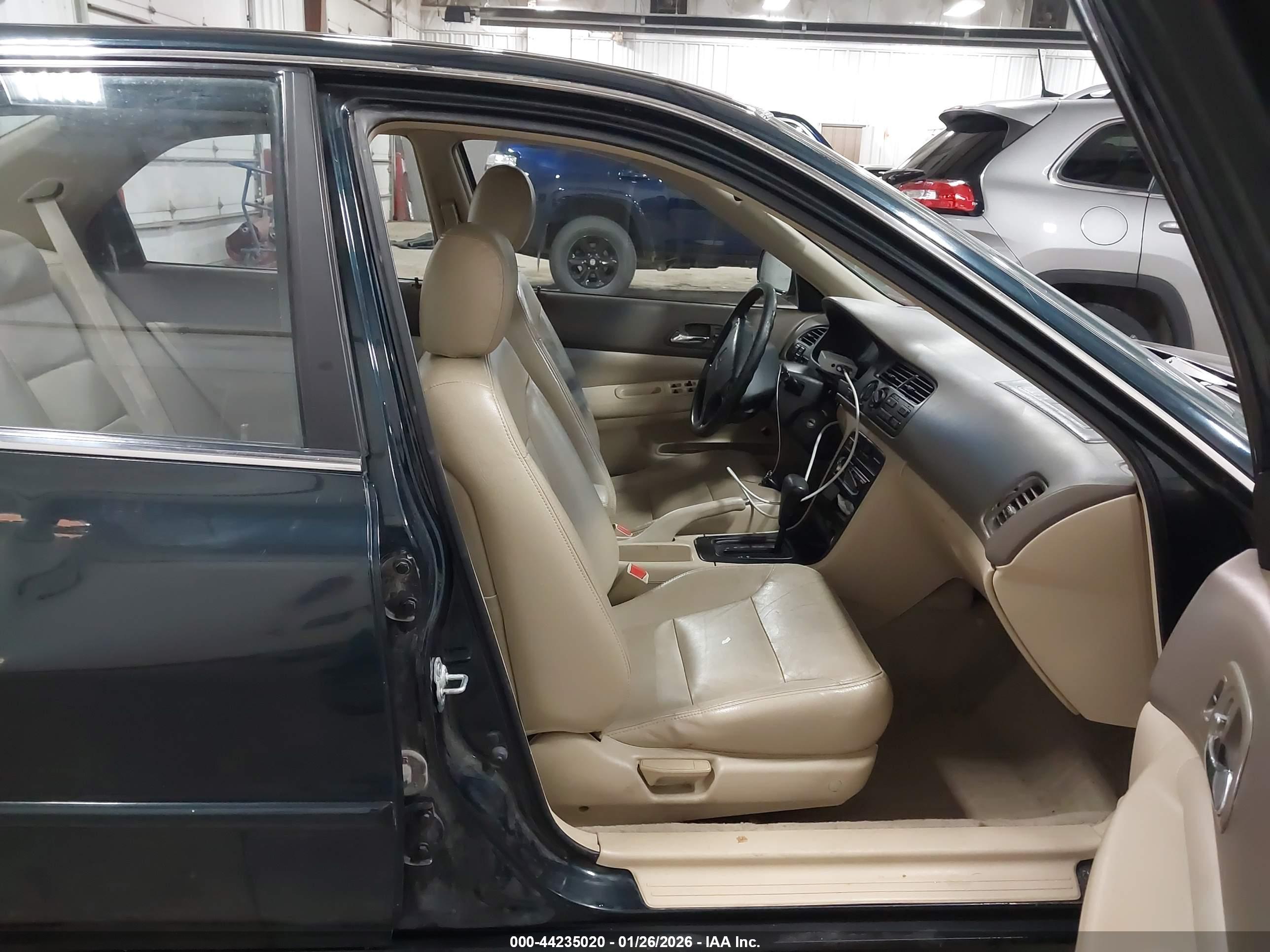 HONDA ACCORD image 5