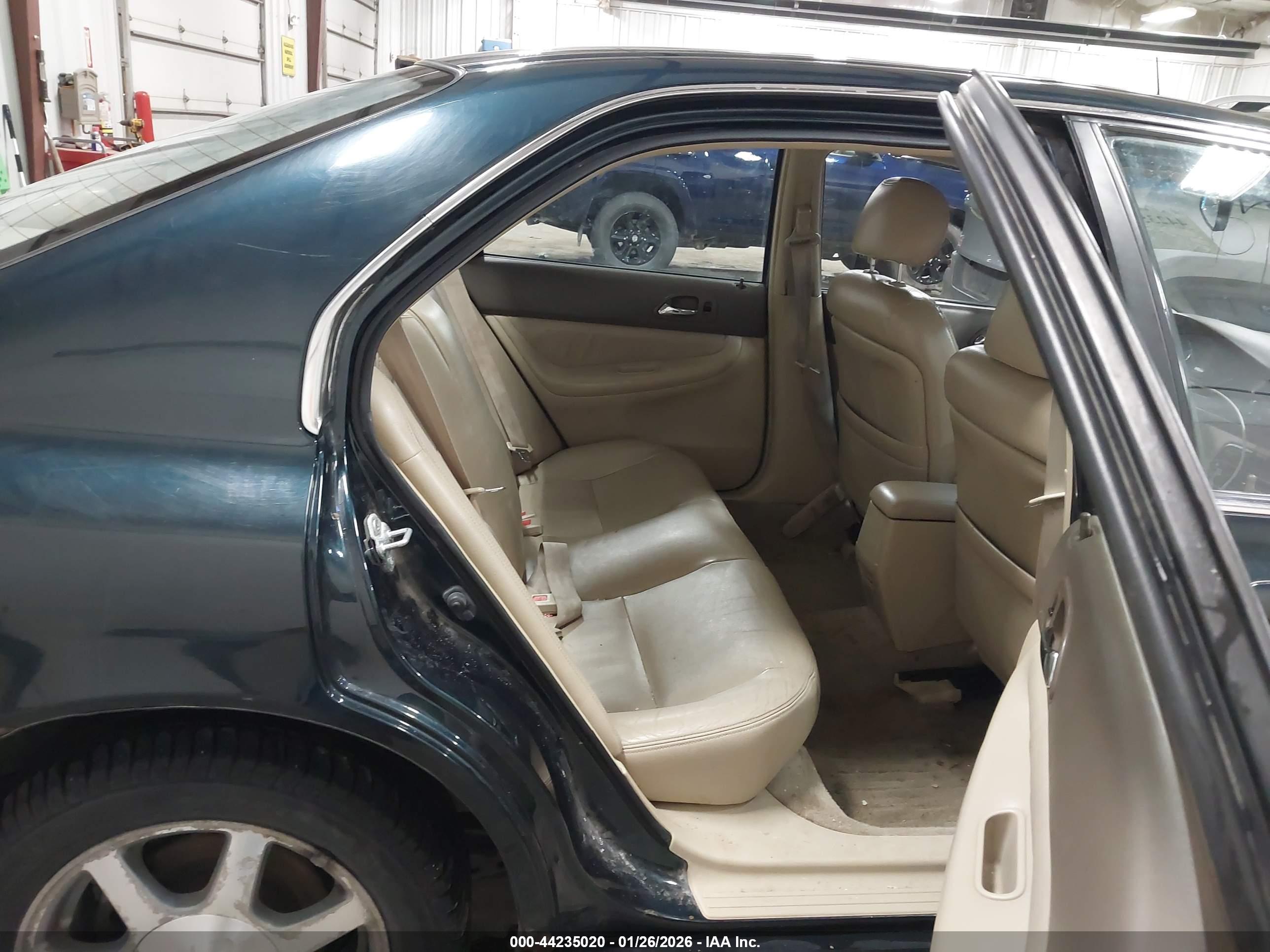 HONDA ACCORD image 8