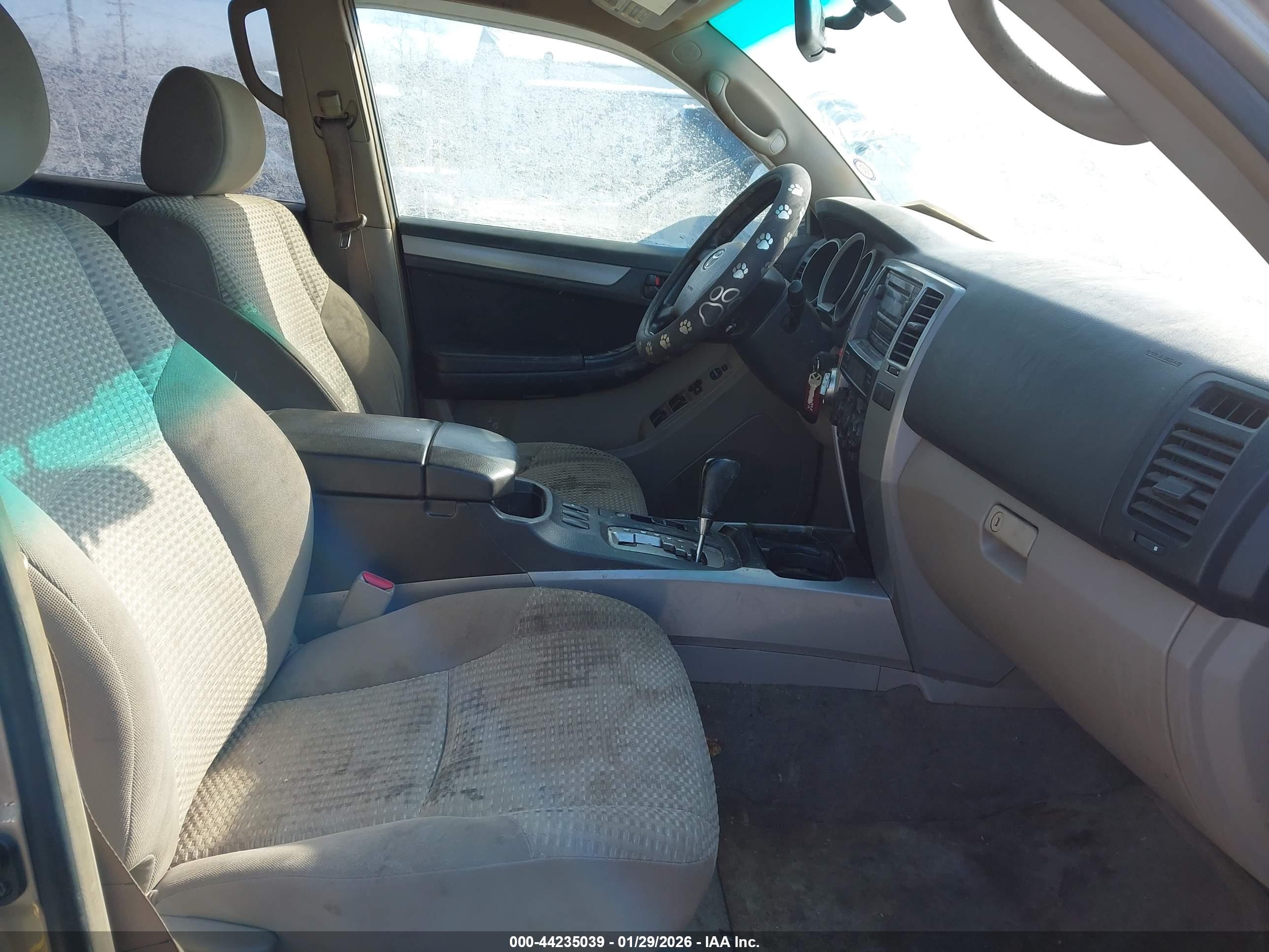 TOYOTA 4RUNNER image 5