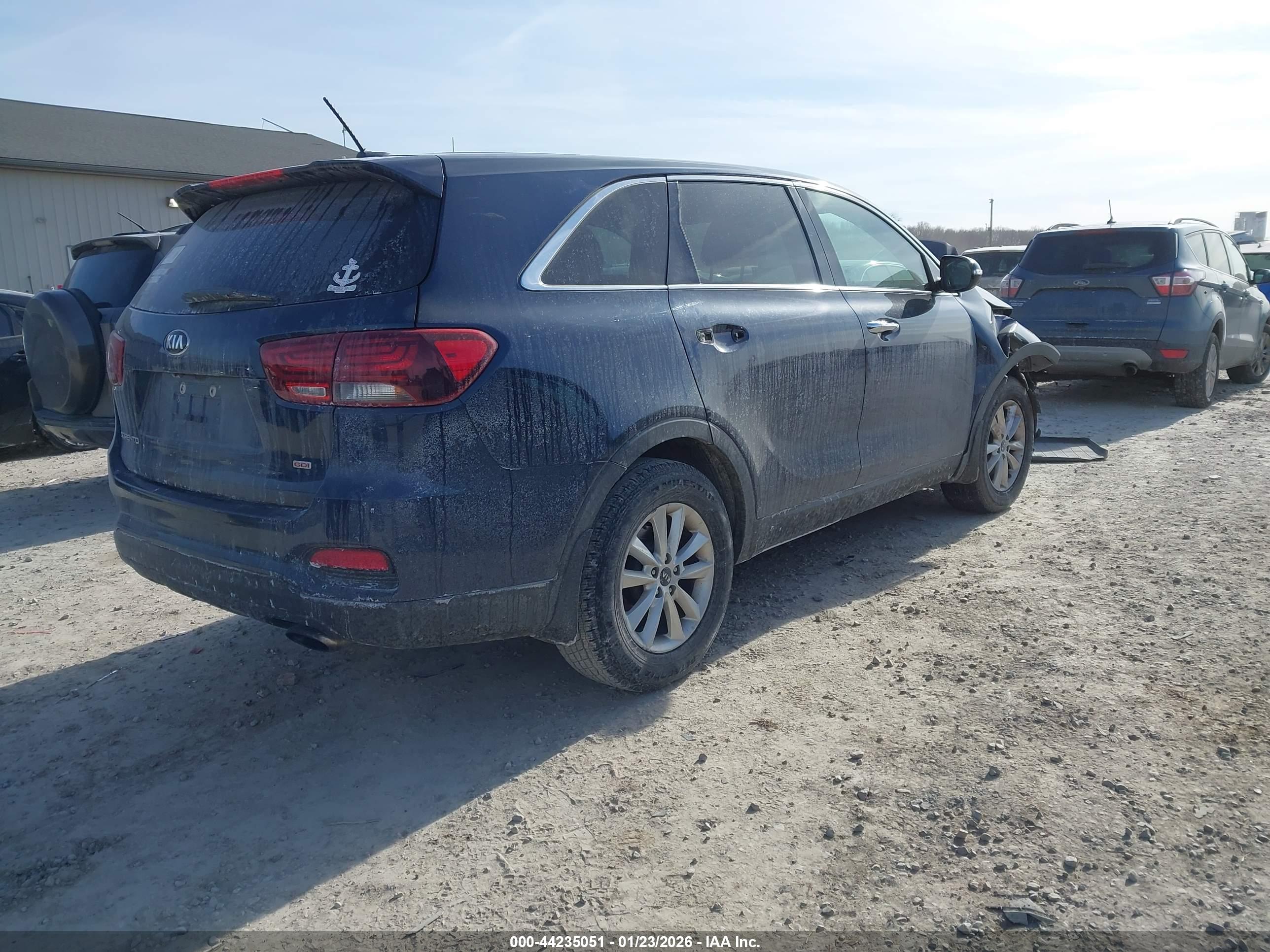 KIA SORENTO image 4