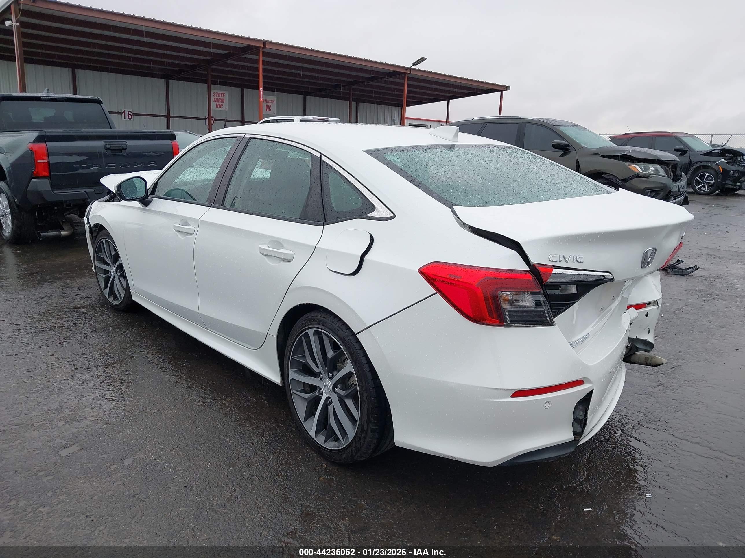 HONDA CIVIC image 3