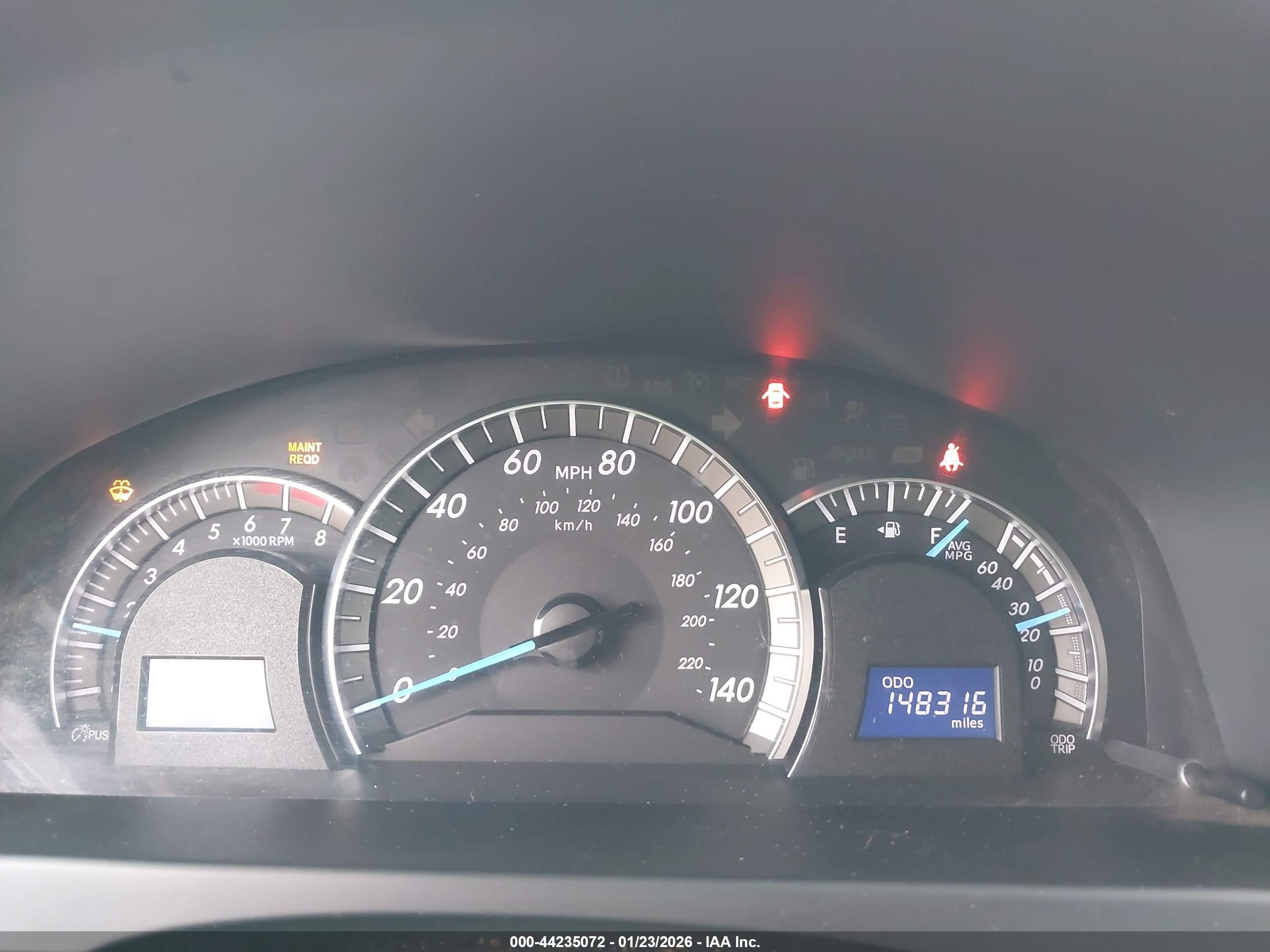 TOYOTA CAMRY image 7