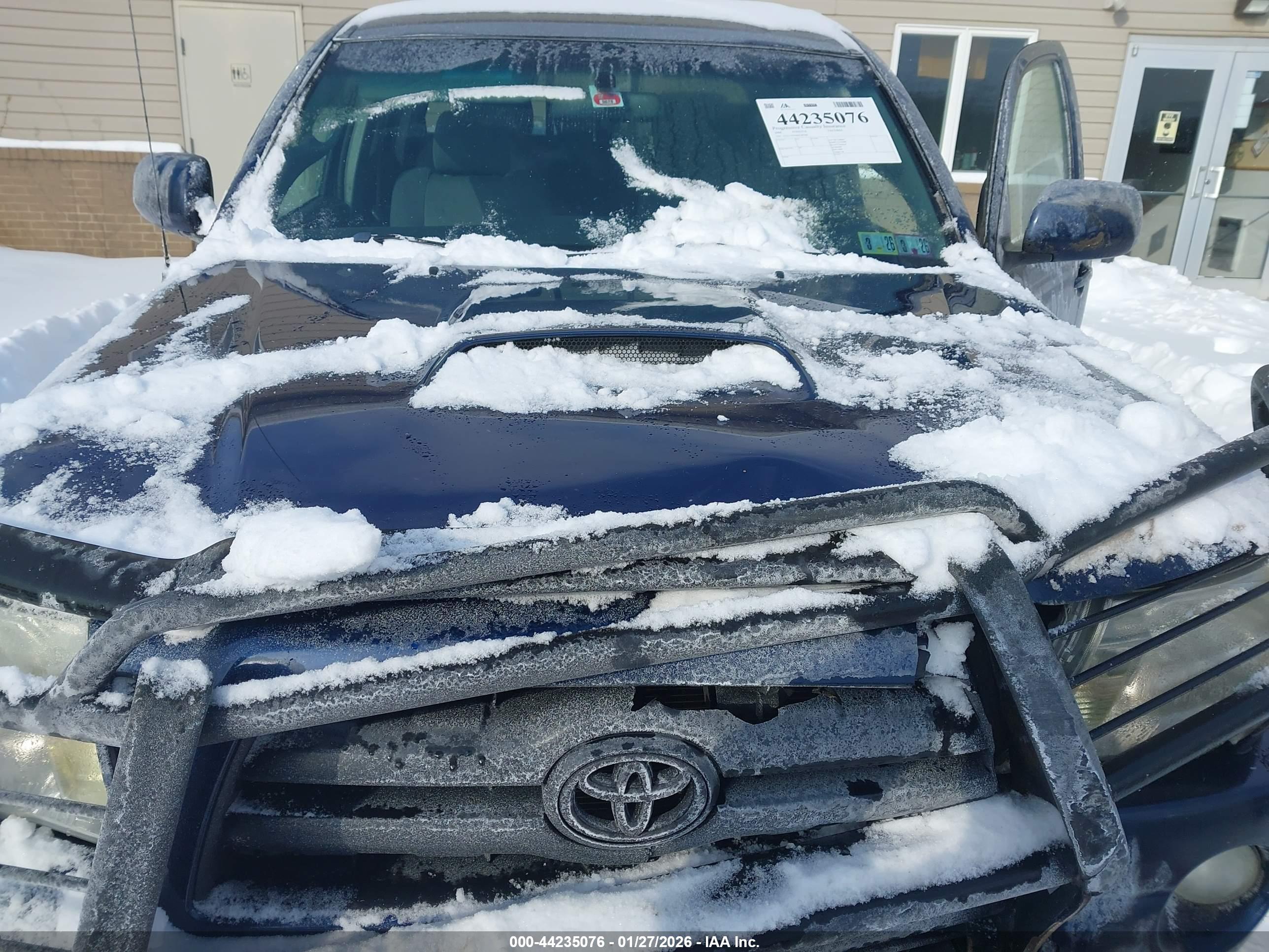 TOYOTA TACOMA image 10