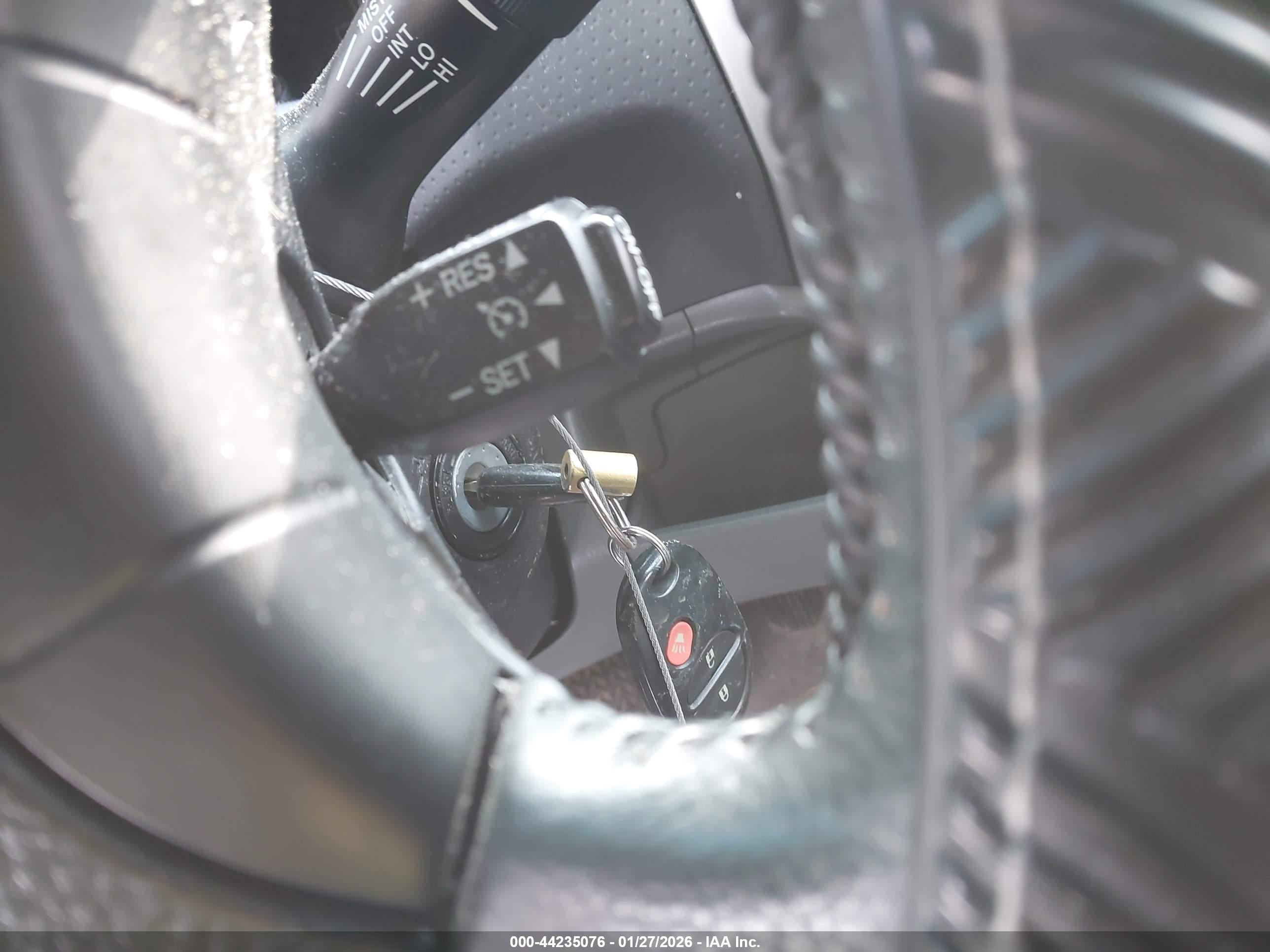 TOYOTA TACOMA image 11