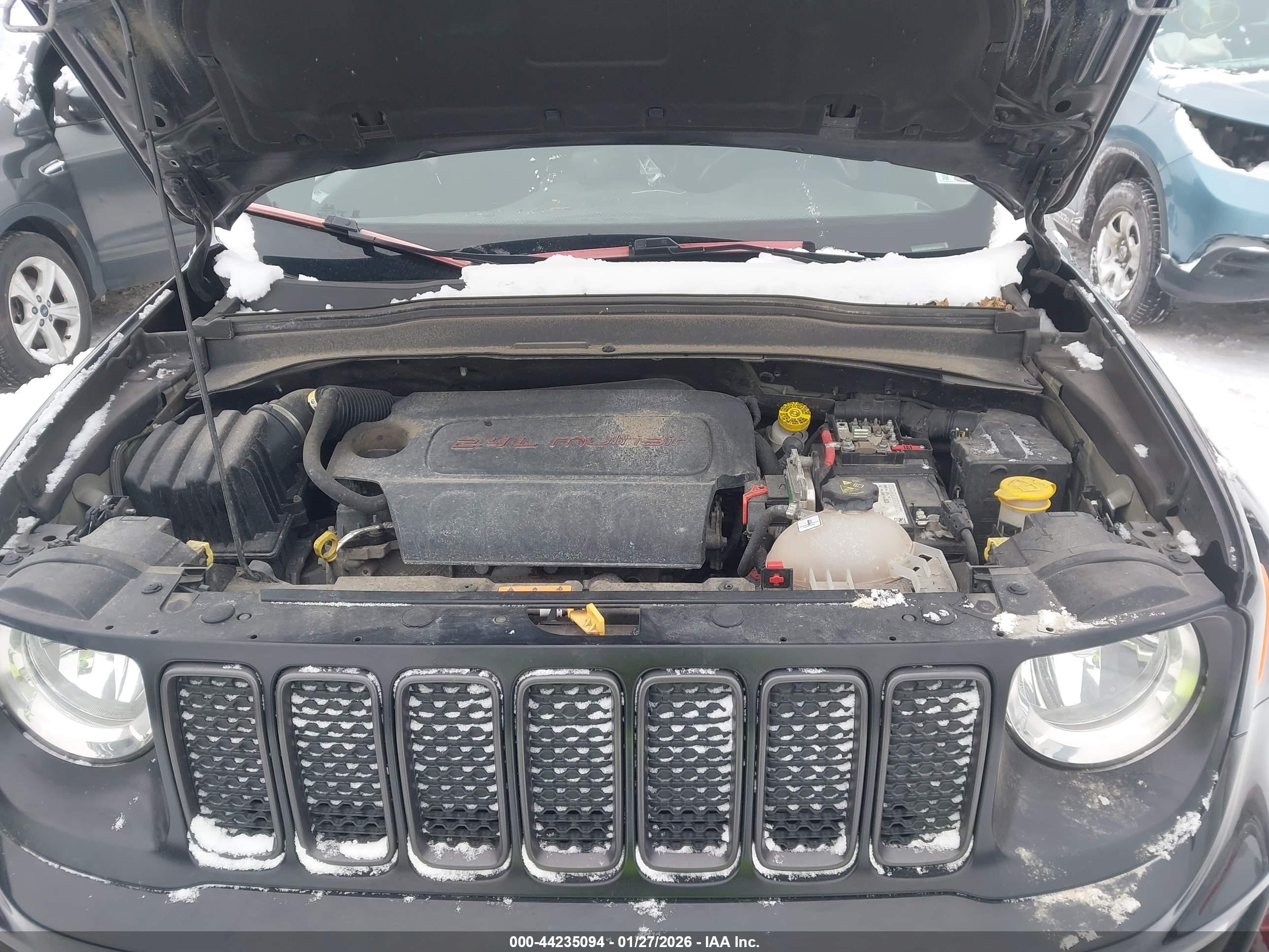 JEEP RENEGADE image 10