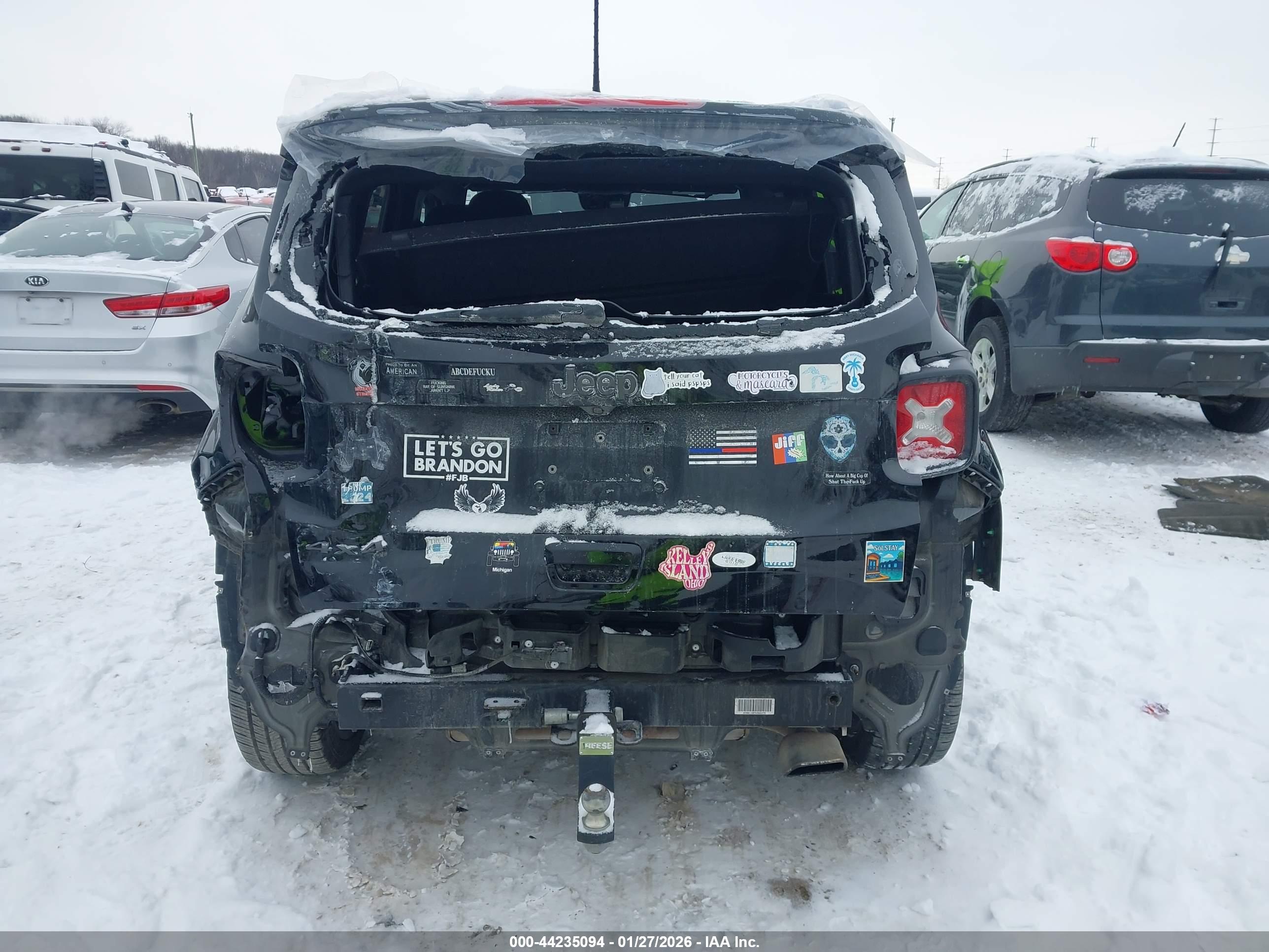 JEEP RENEGADE image 6