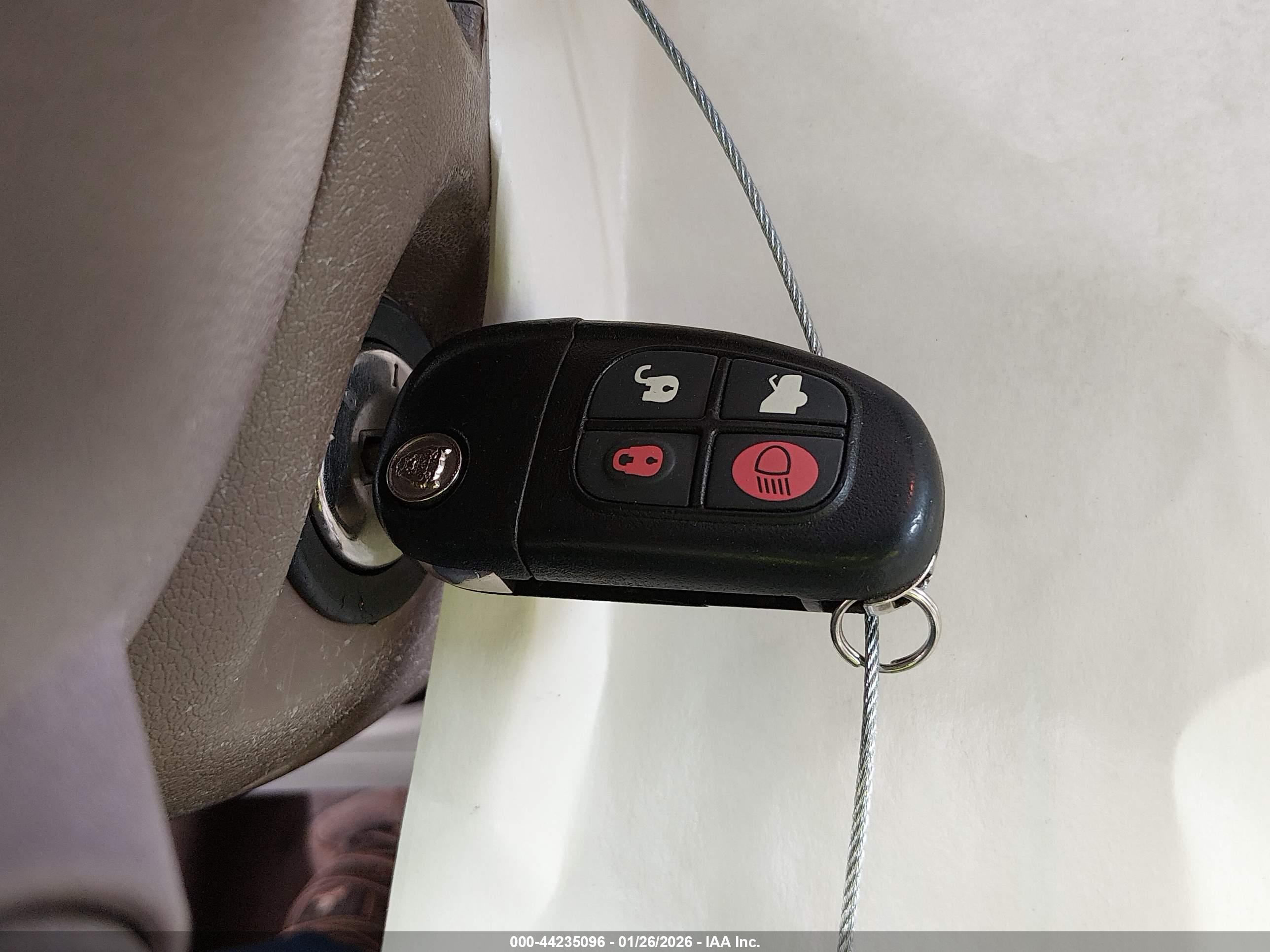 JAGUAR X-TYPE image 11