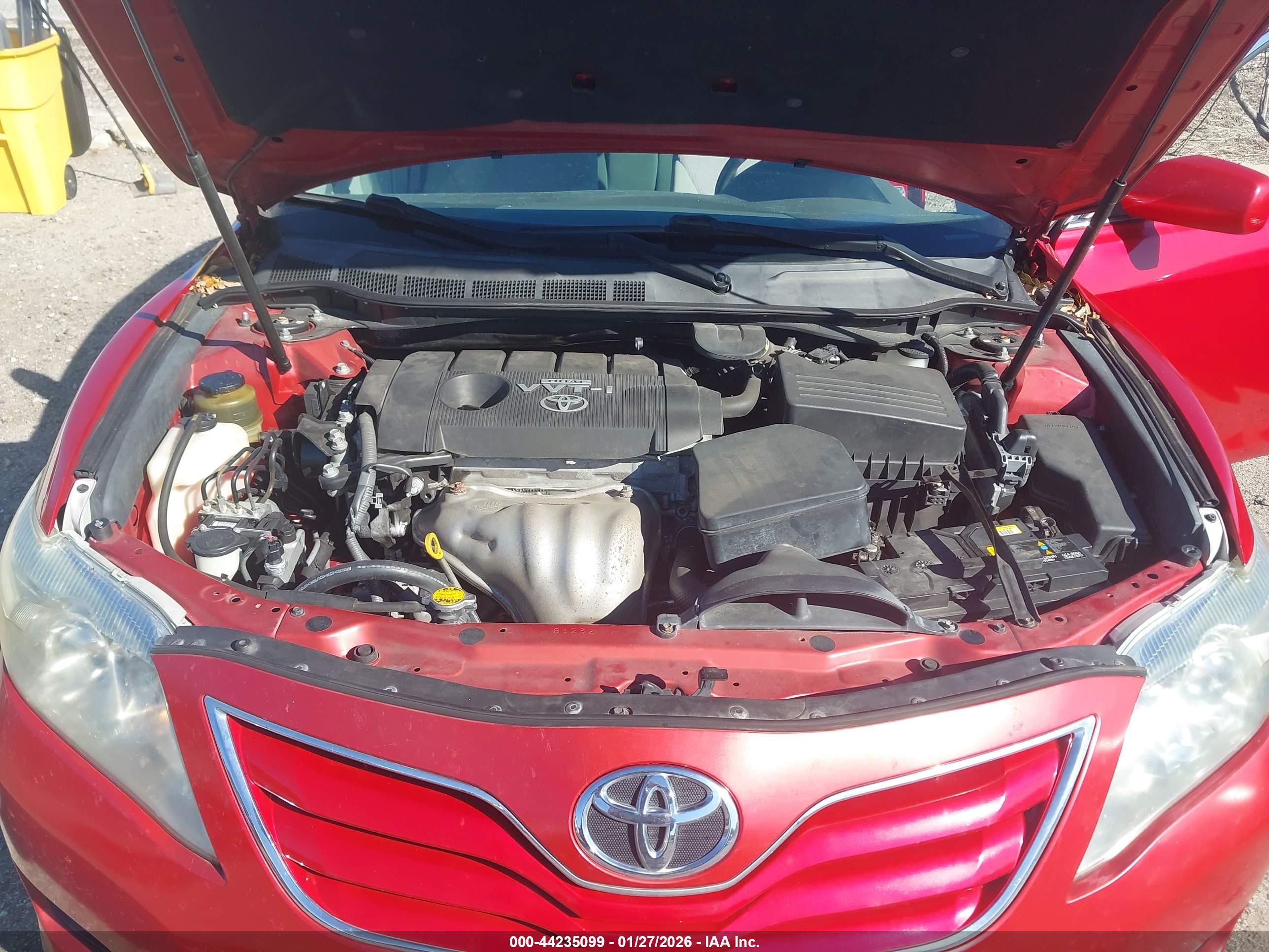 TOYOTA CAMRY image 10