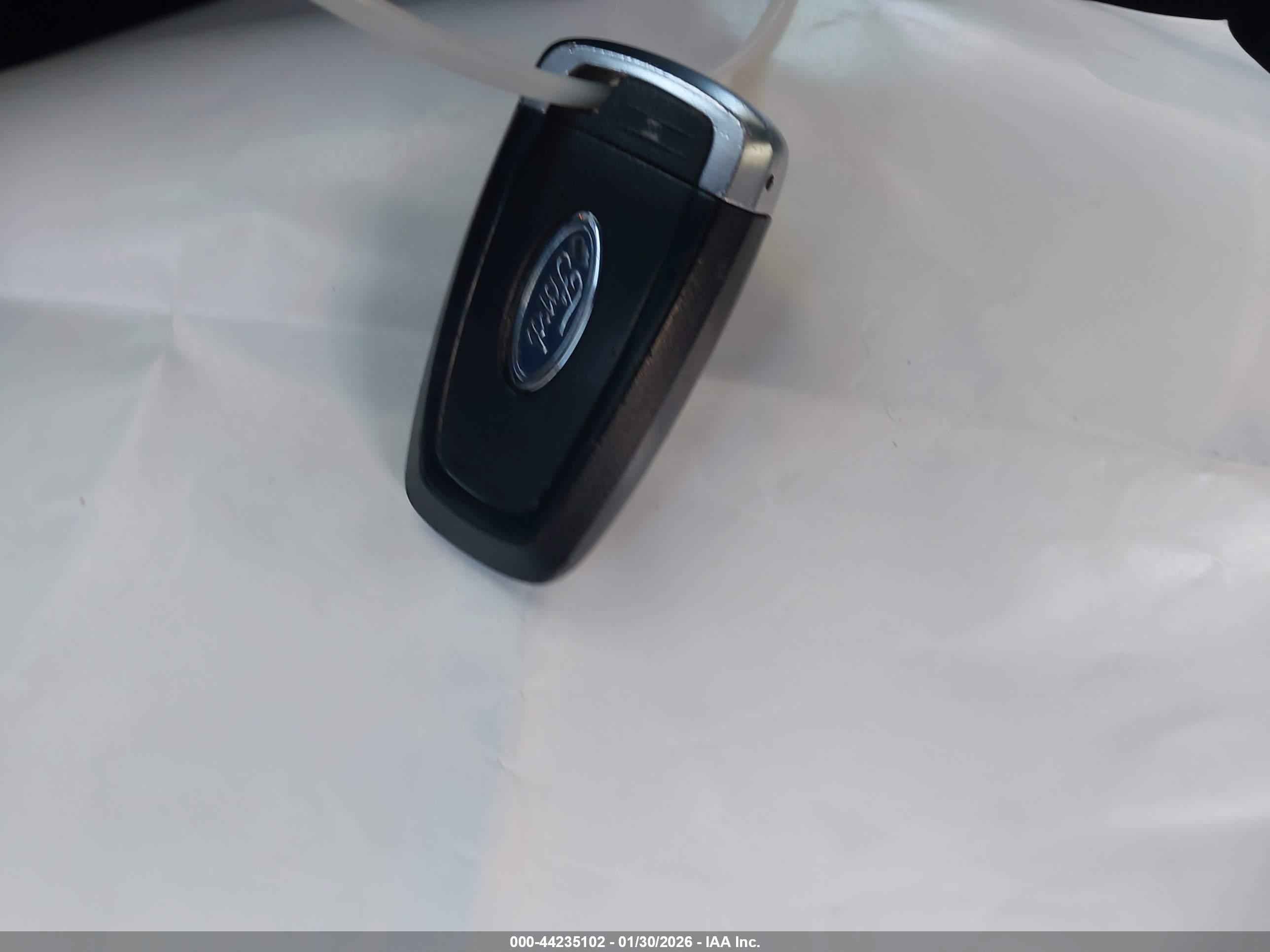 FORD EXPLORER image 11