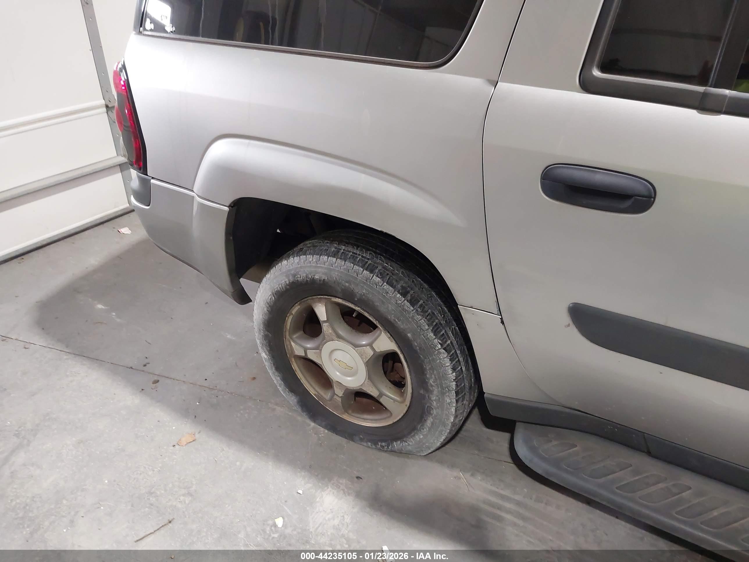 CHEVROLET TRAILBLAZER image 6