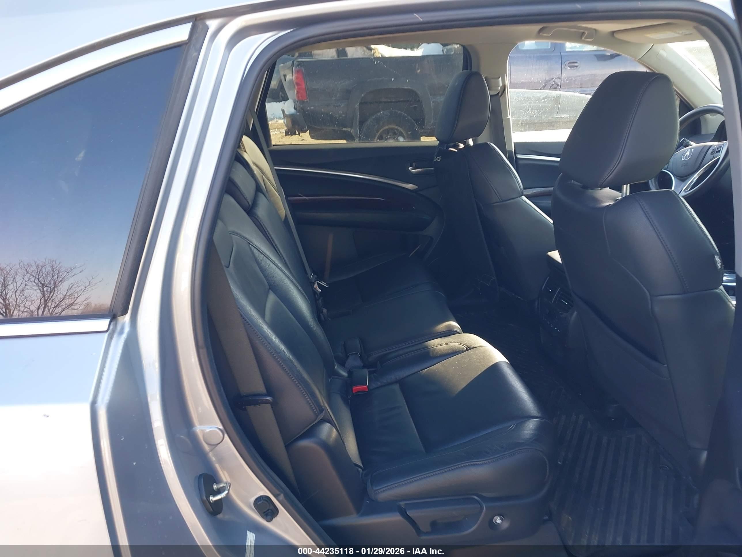 ACURA MDX image 8