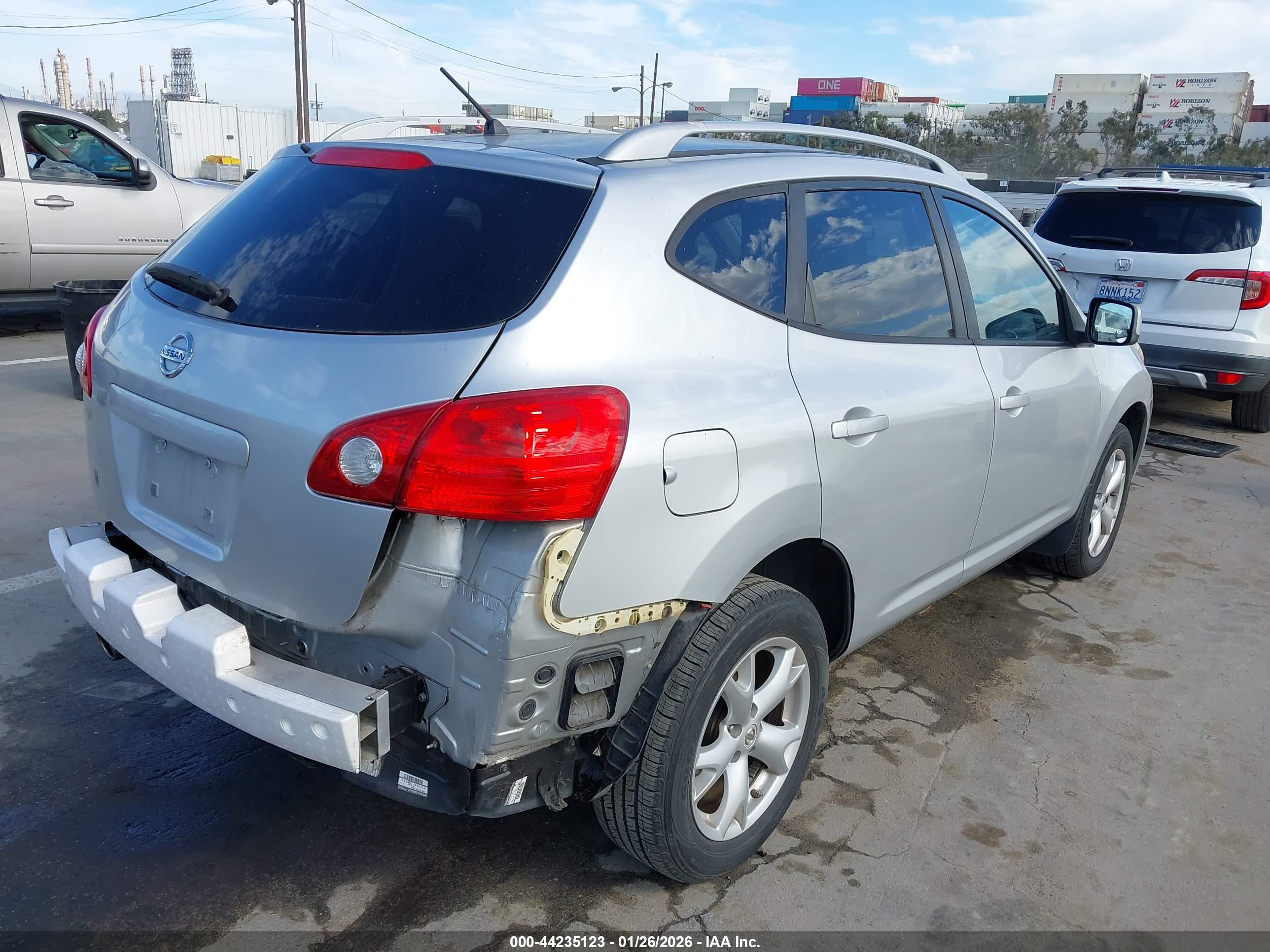 NISSAN ROGUE image 4