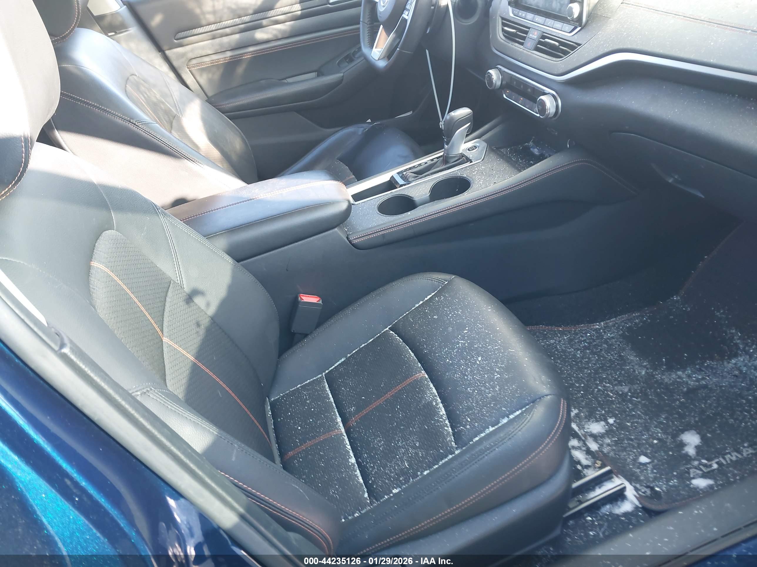 NISSAN ALTIMA image 5