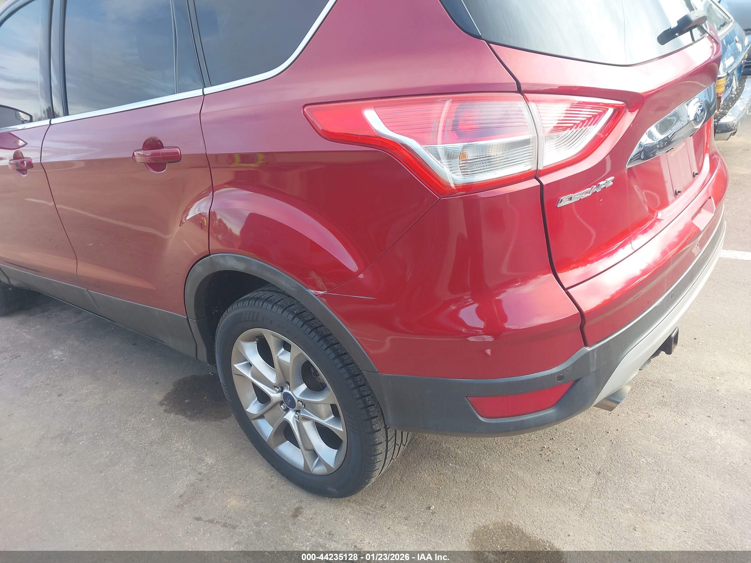 FORD ESCAPE image 6