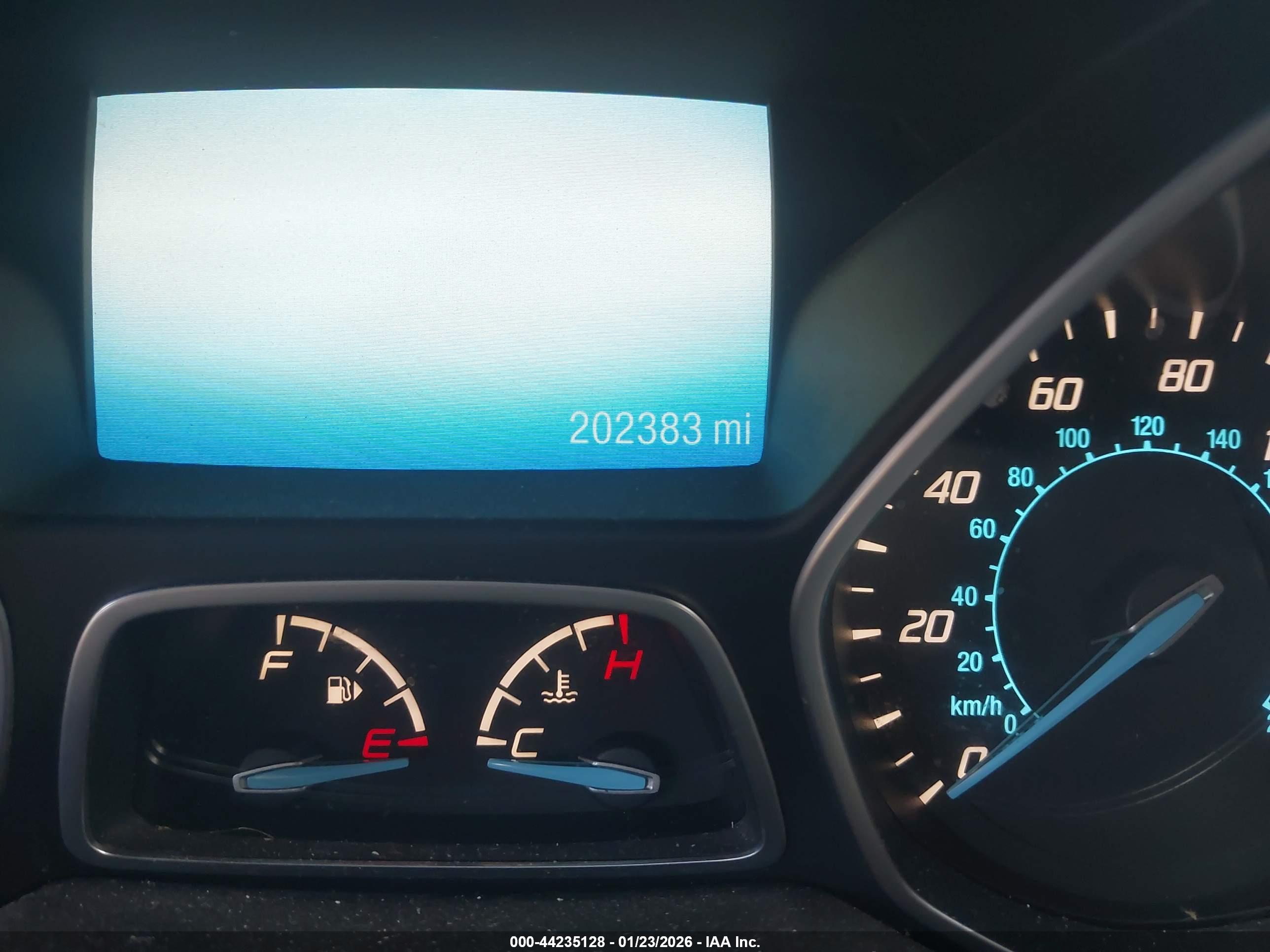 FORD ESCAPE image 7