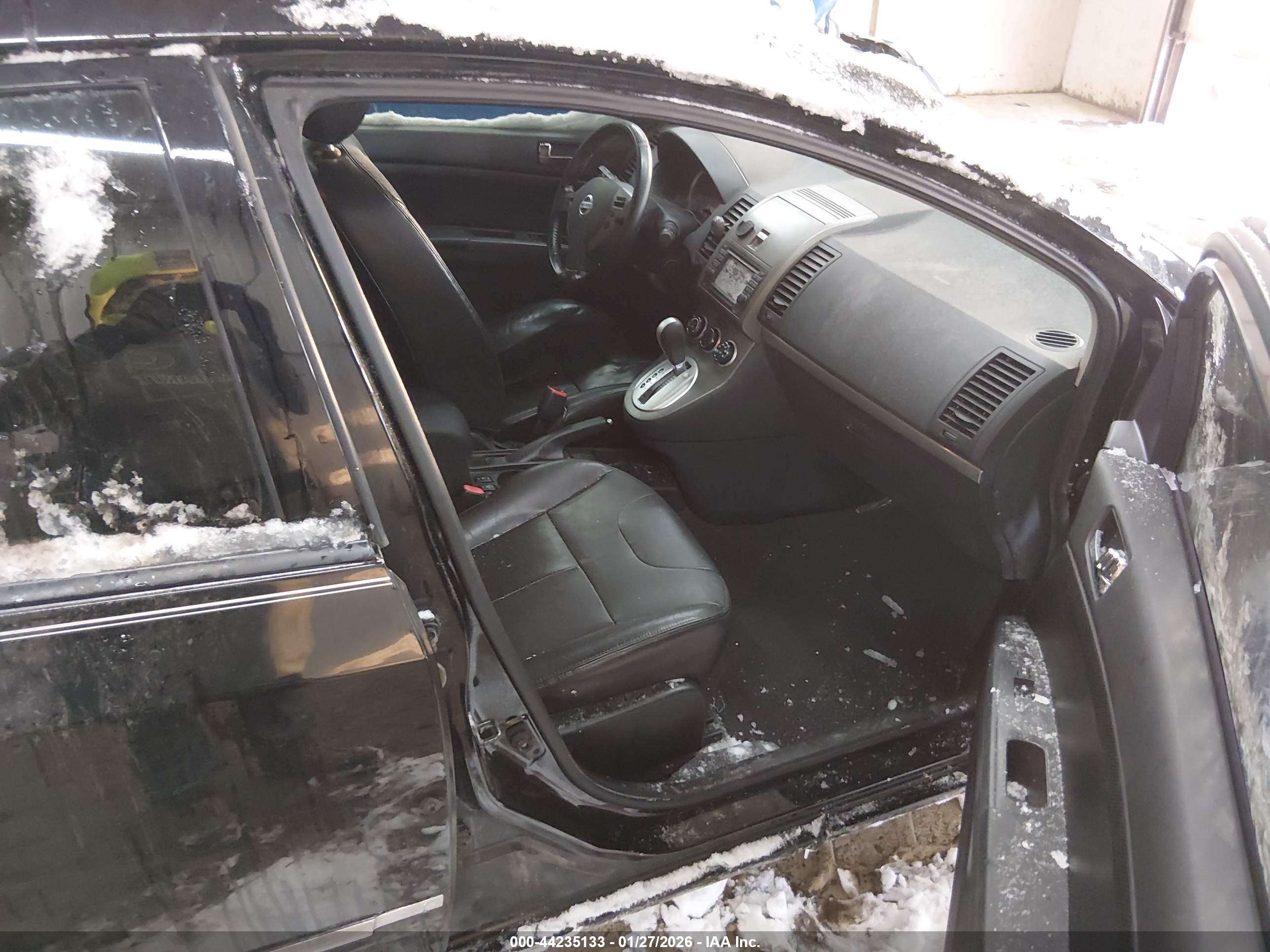 NISSAN SENTRA image 5