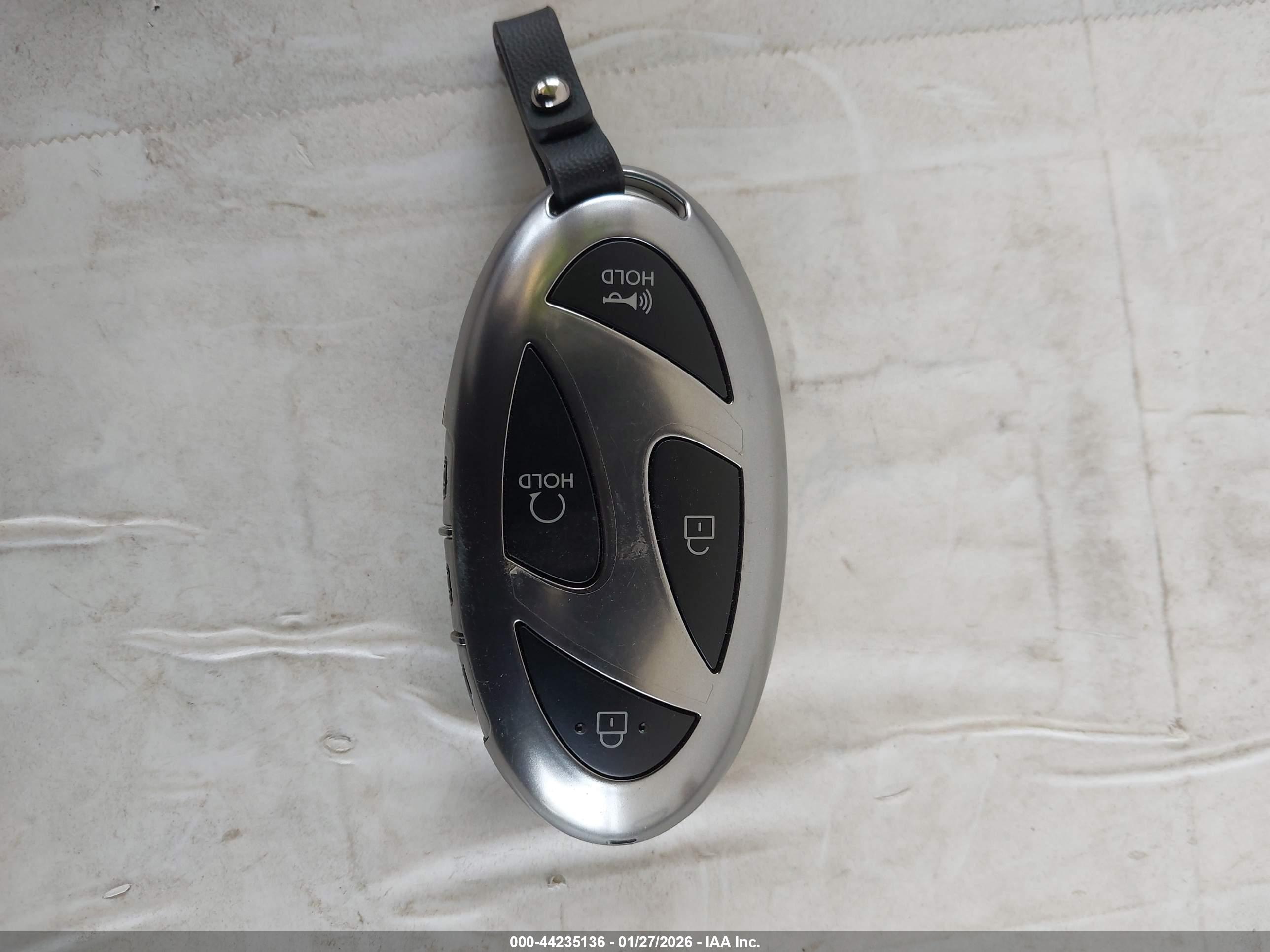 HYUNDAI SANTA image 11