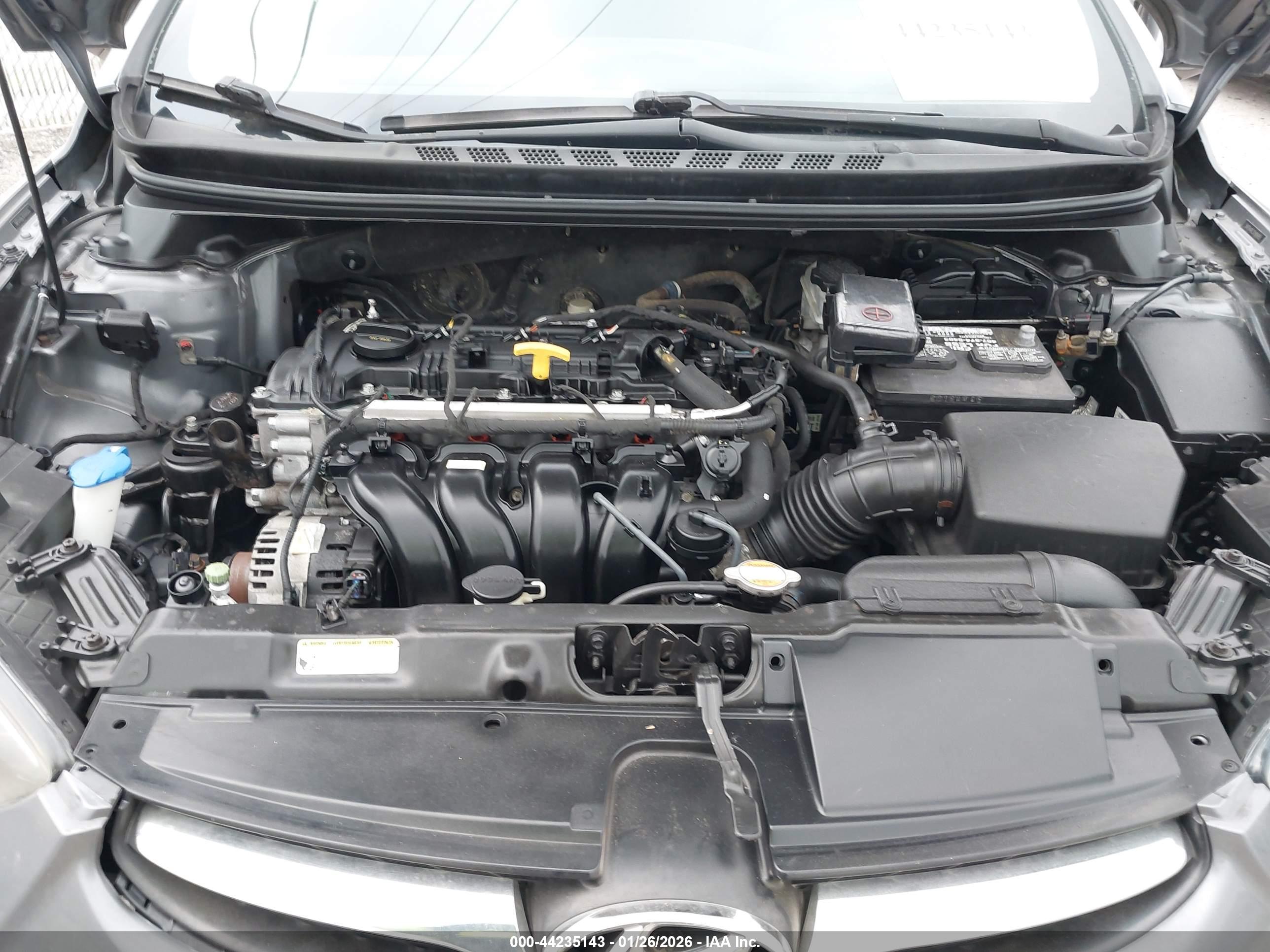 HYUNDAI ELANTRA image 10