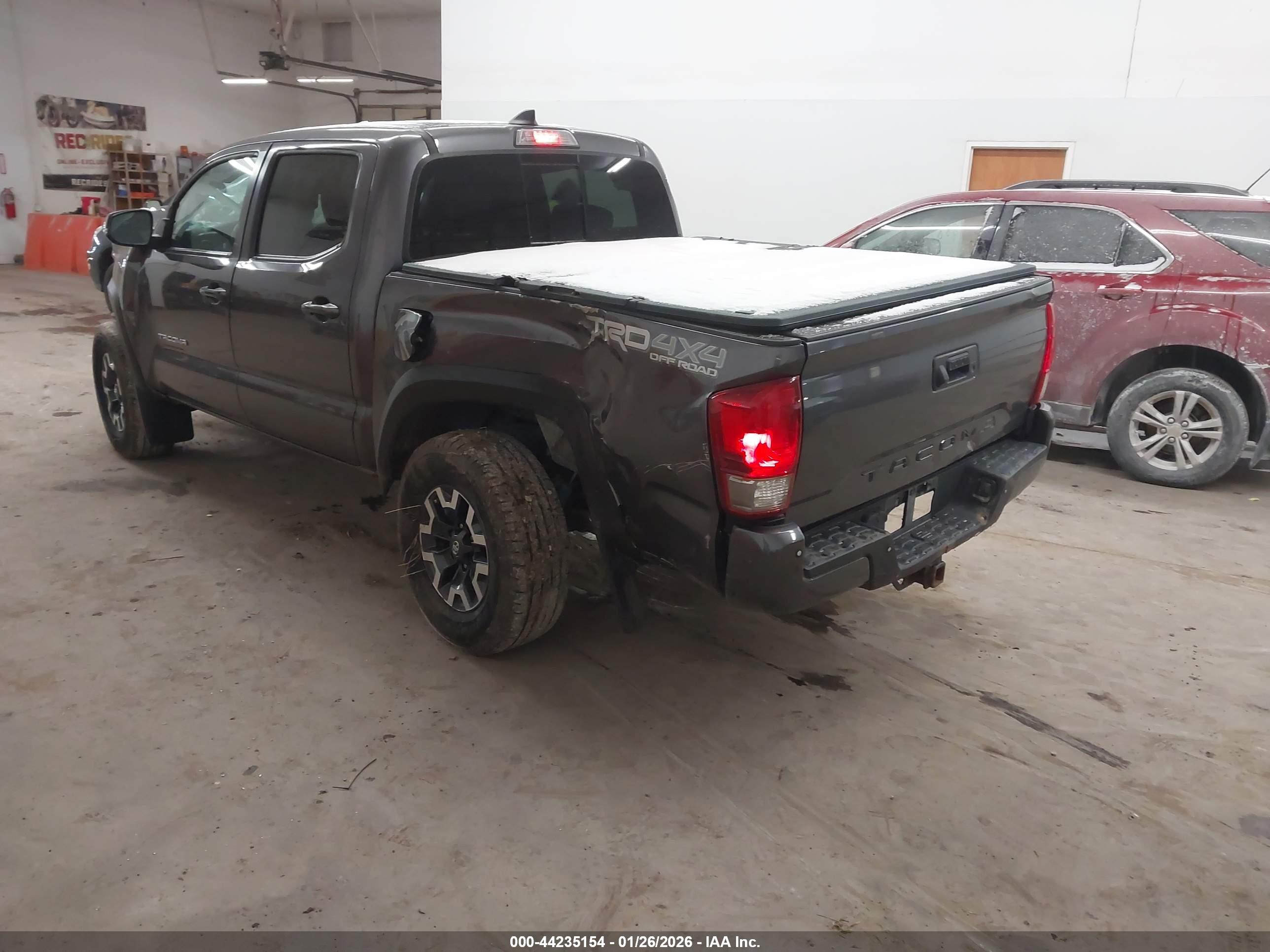 TOYOTA TACOMA image 3