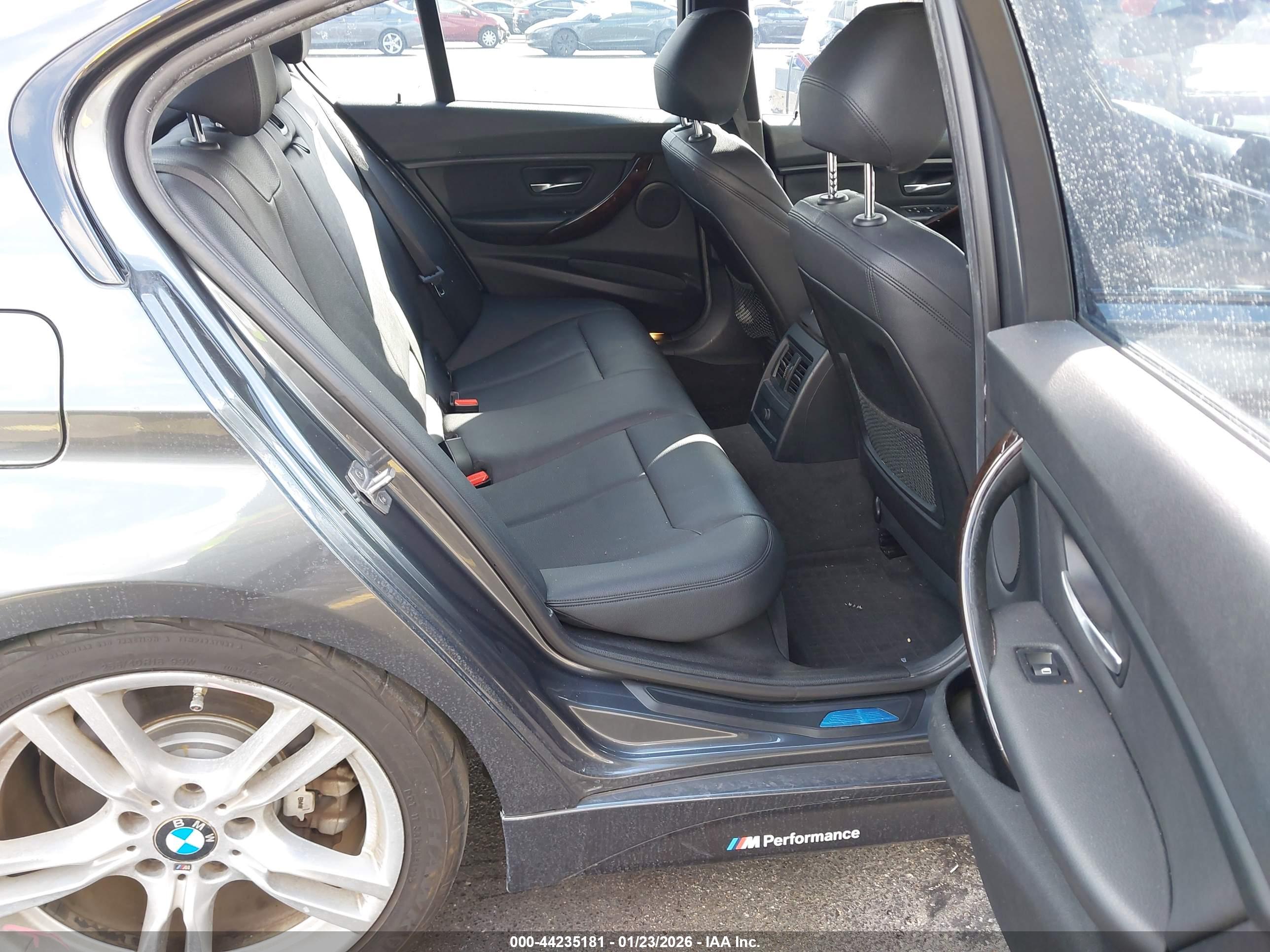 BMW 328I image 8