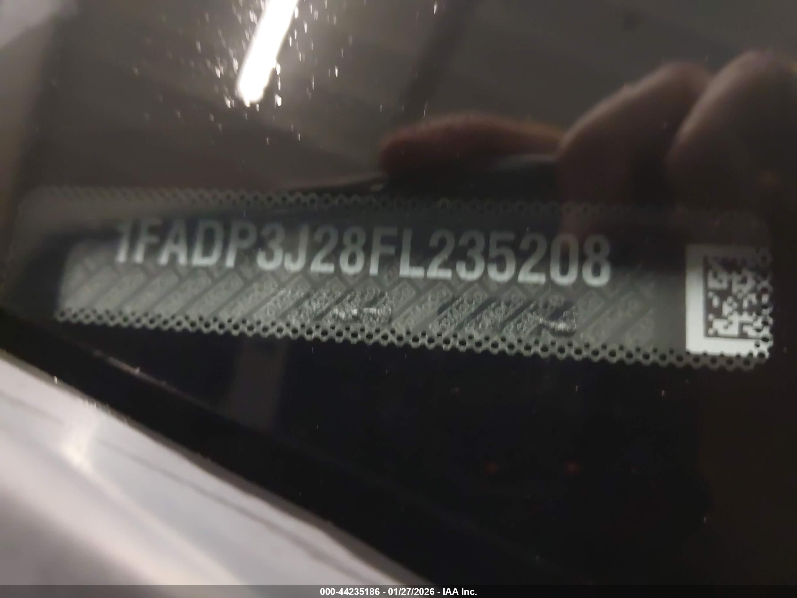 FORD FOCUS image 9