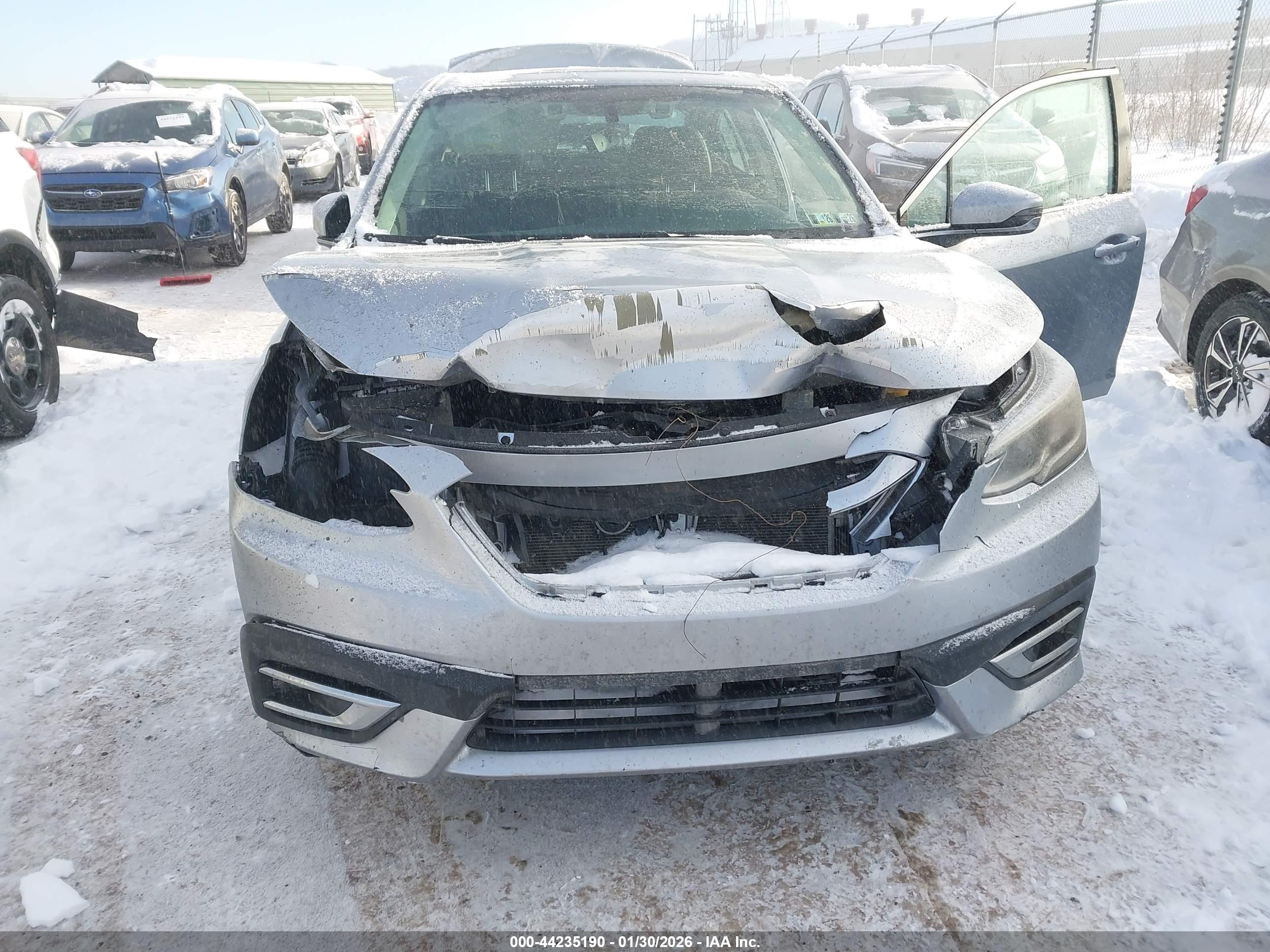 SUBARU LEGACY image 6