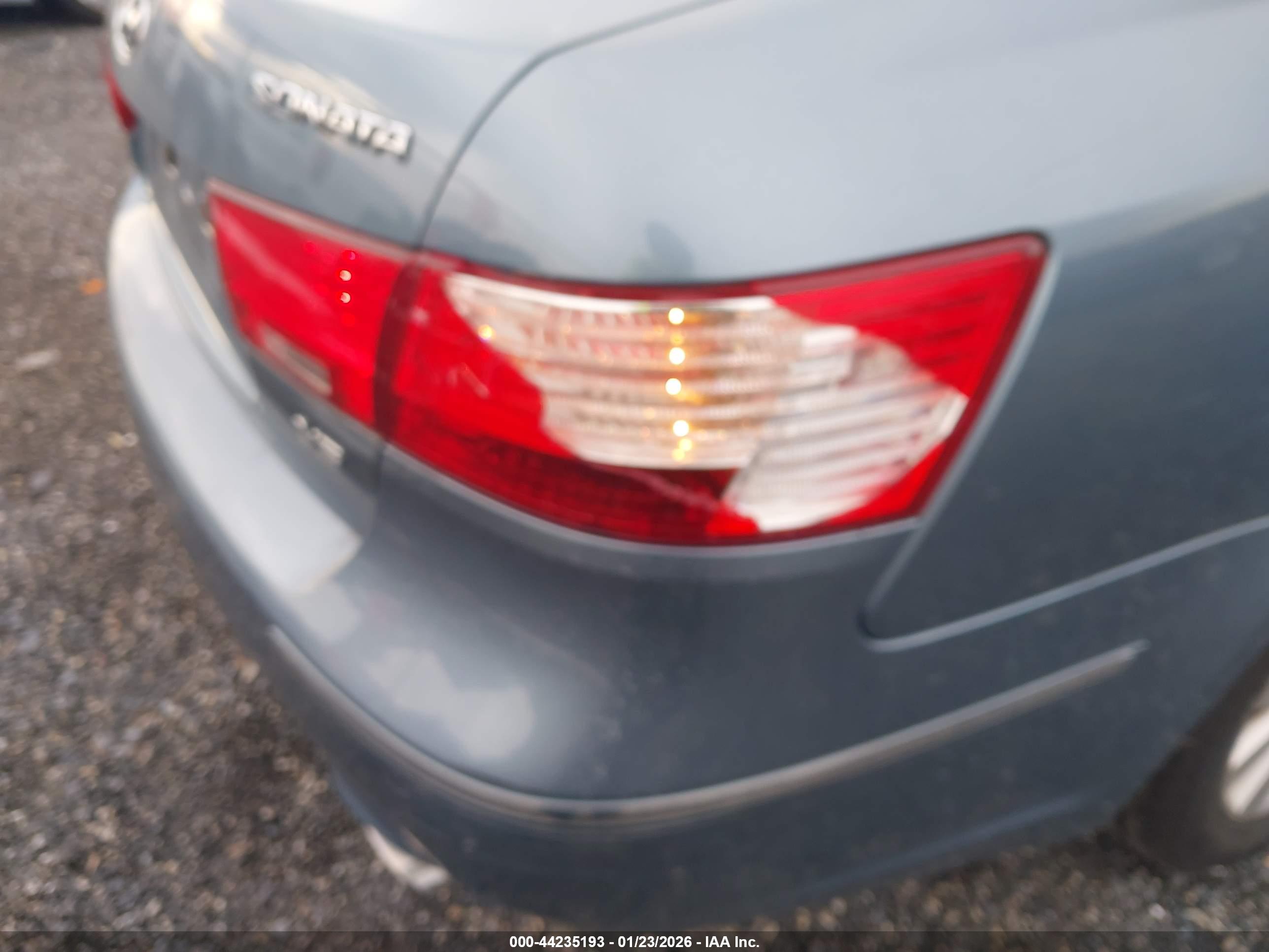HYUNDAI SONATA image 6