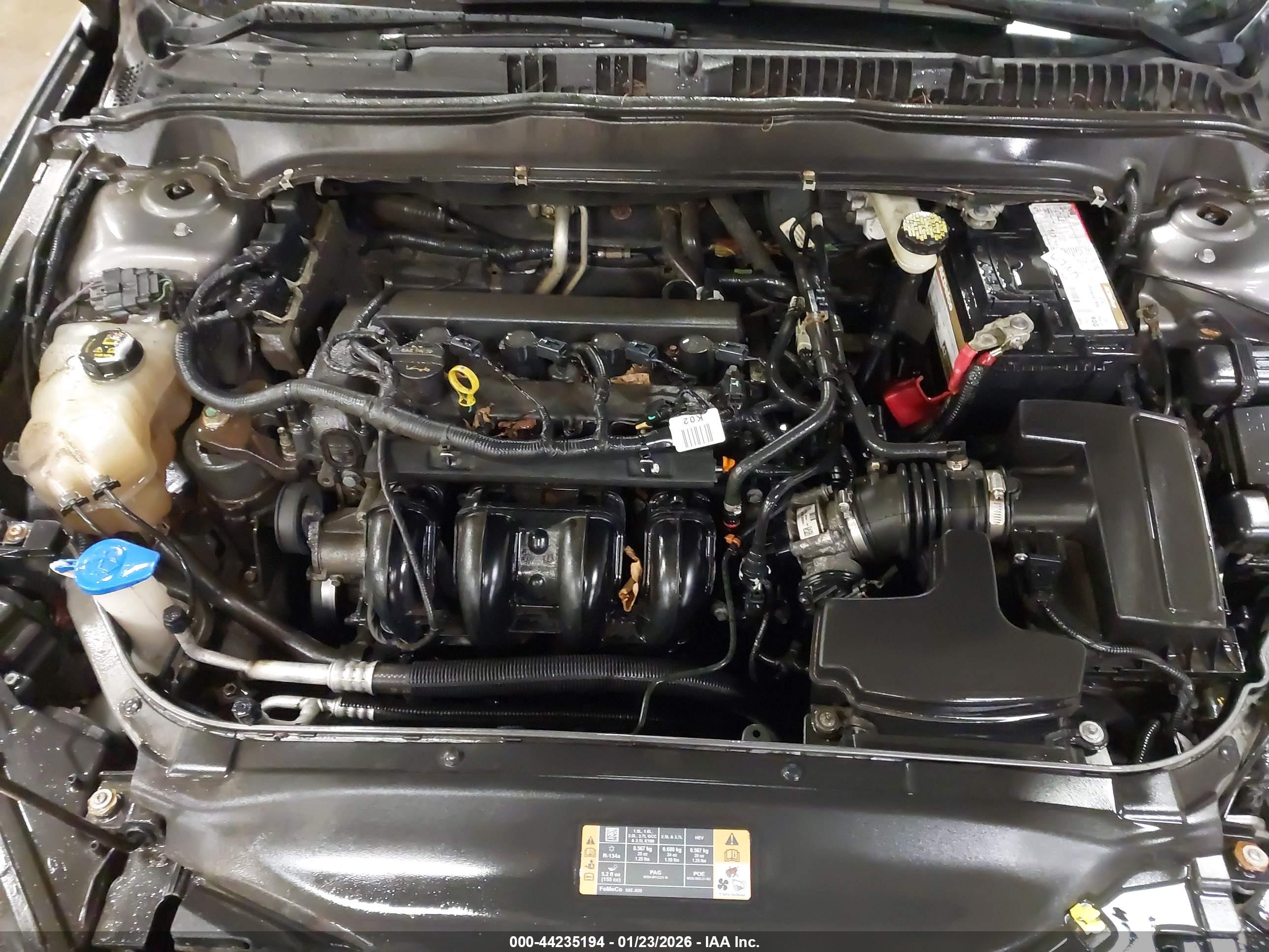 FORD FUSION image 10