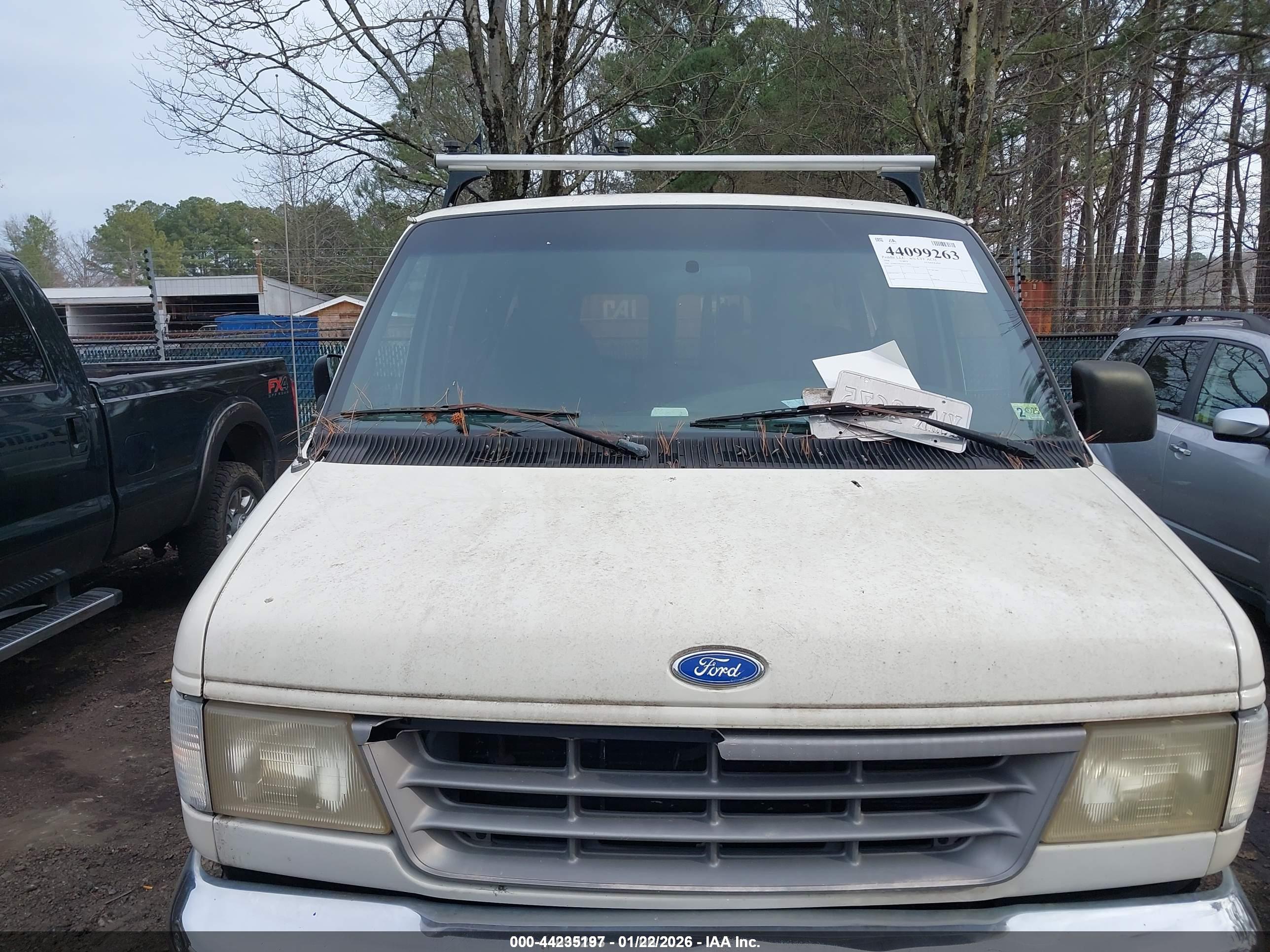 FORD ECONOLINE image 6