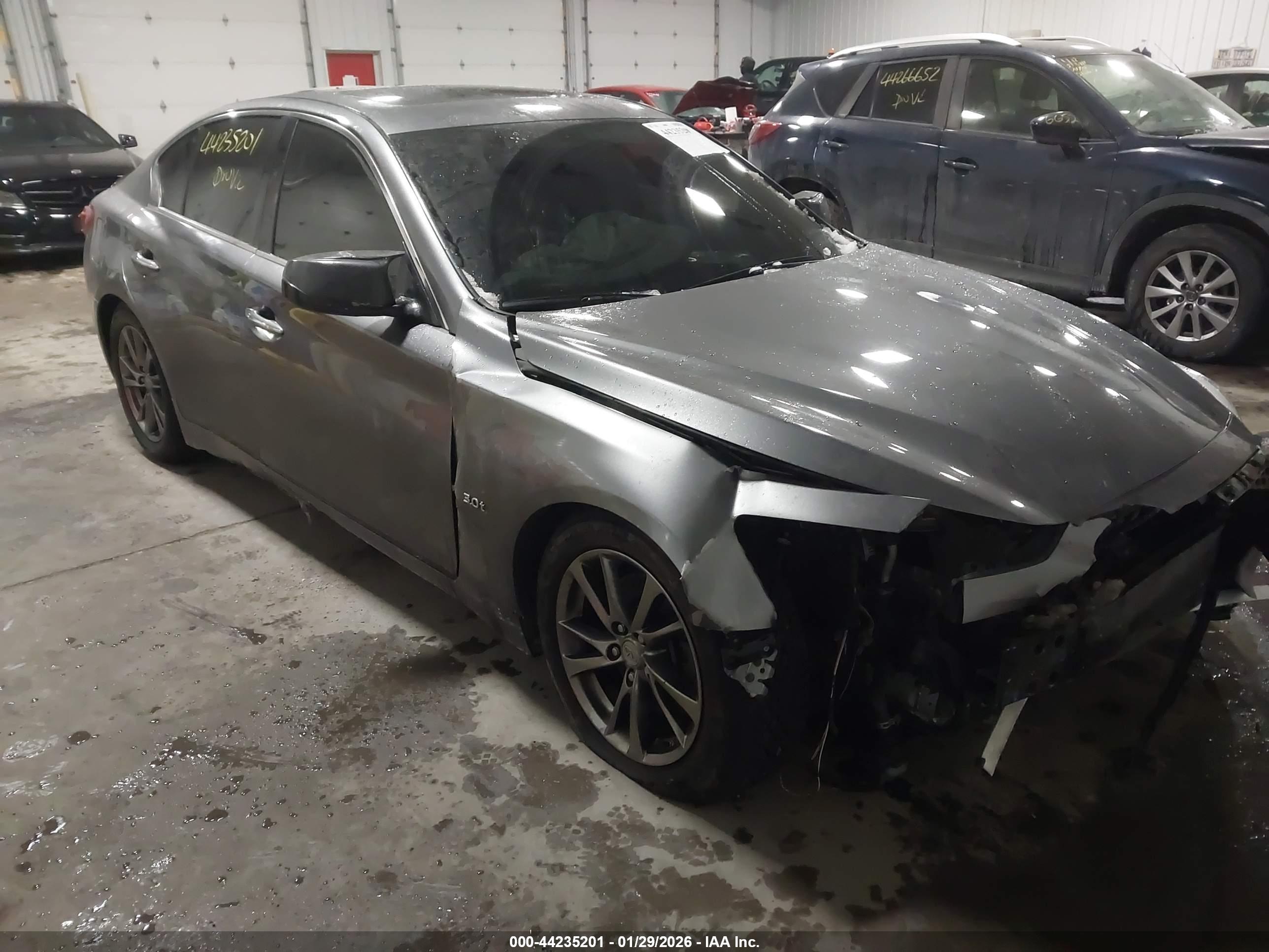 INFINITI Q50 image 6