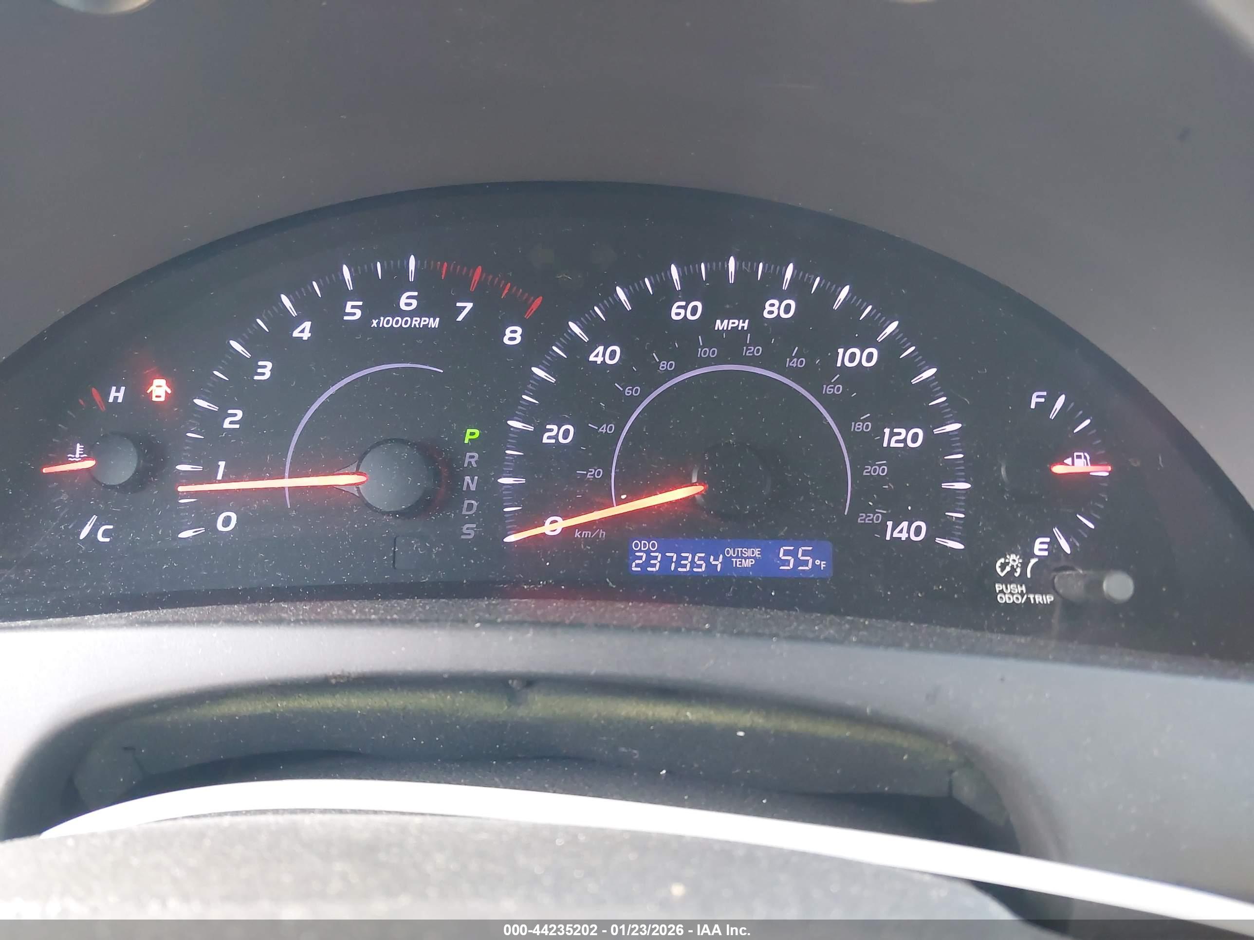 TOYOTA CAMRY image 7