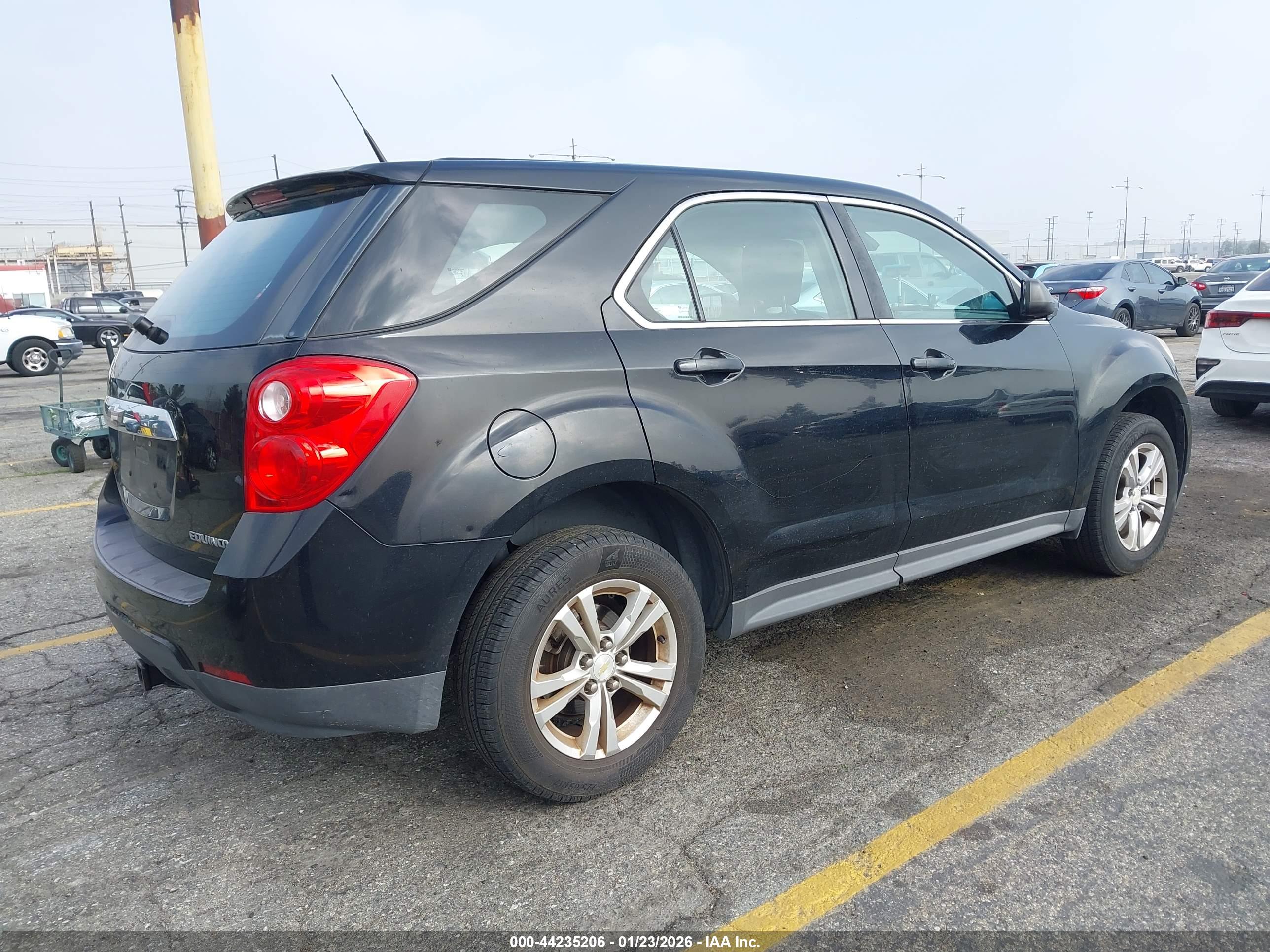 CHEVROLET EQUINOX image 4