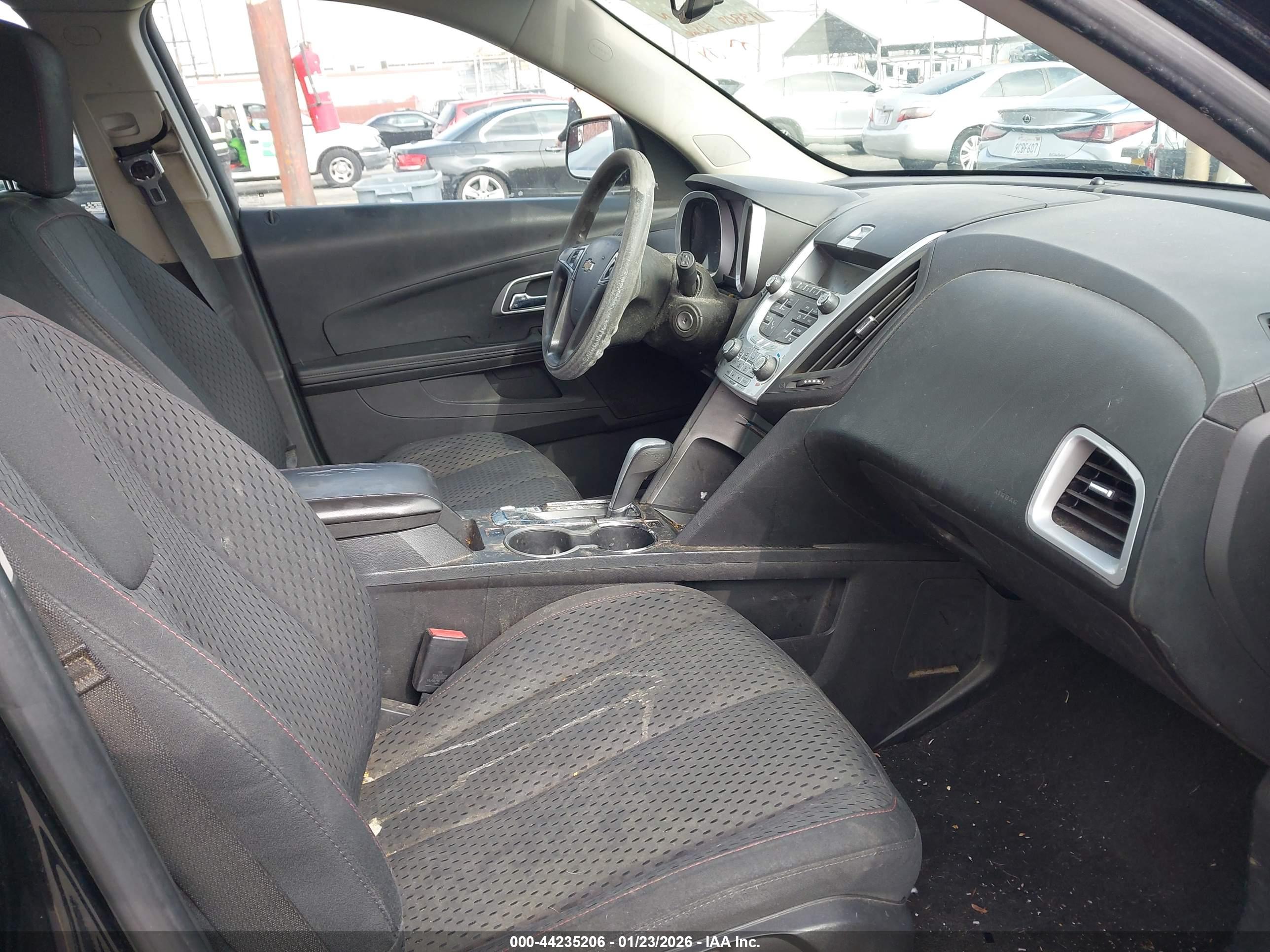 CHEVROLET EQUINOX image 5