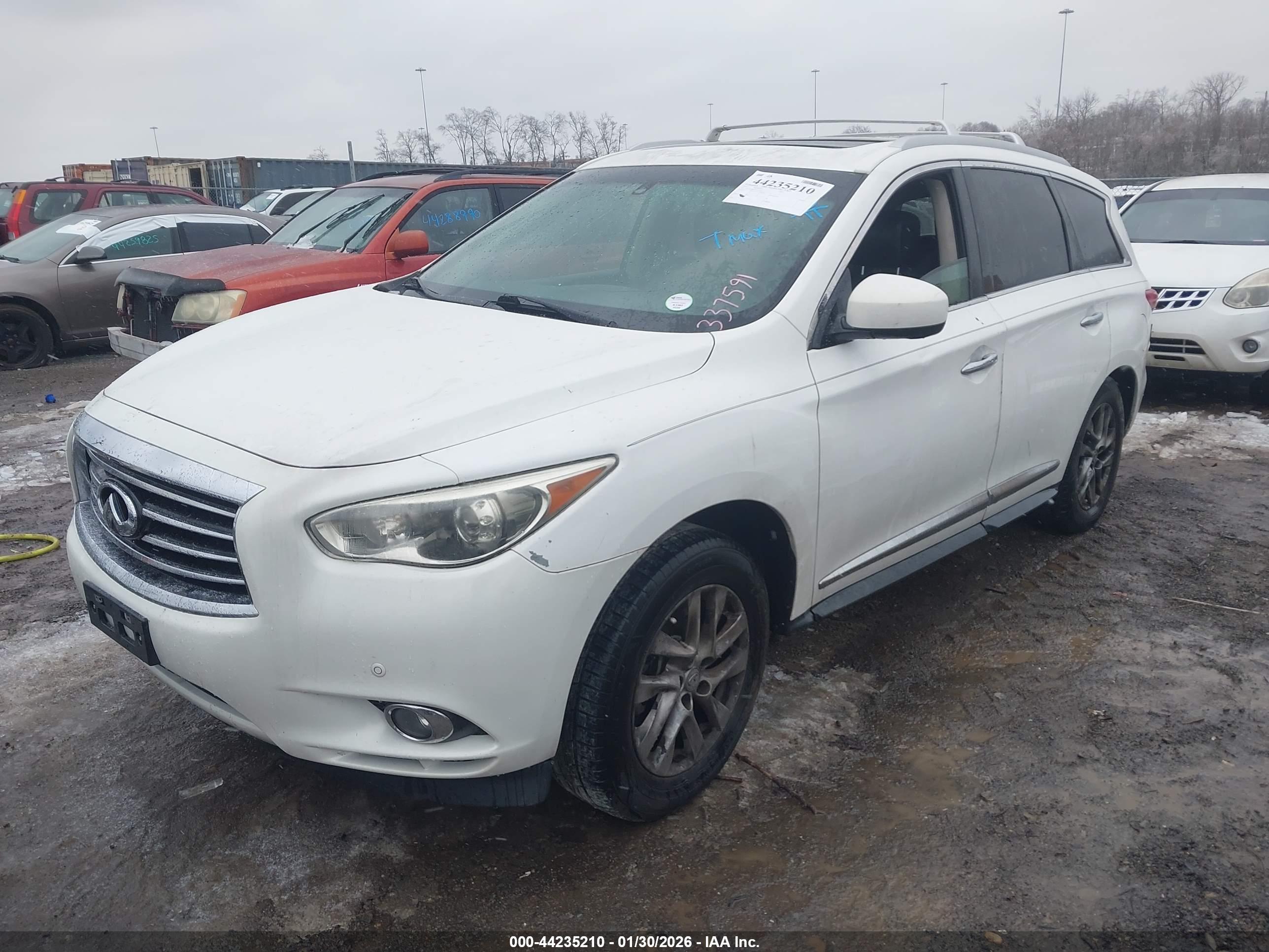 INFINITI JX35 image 6