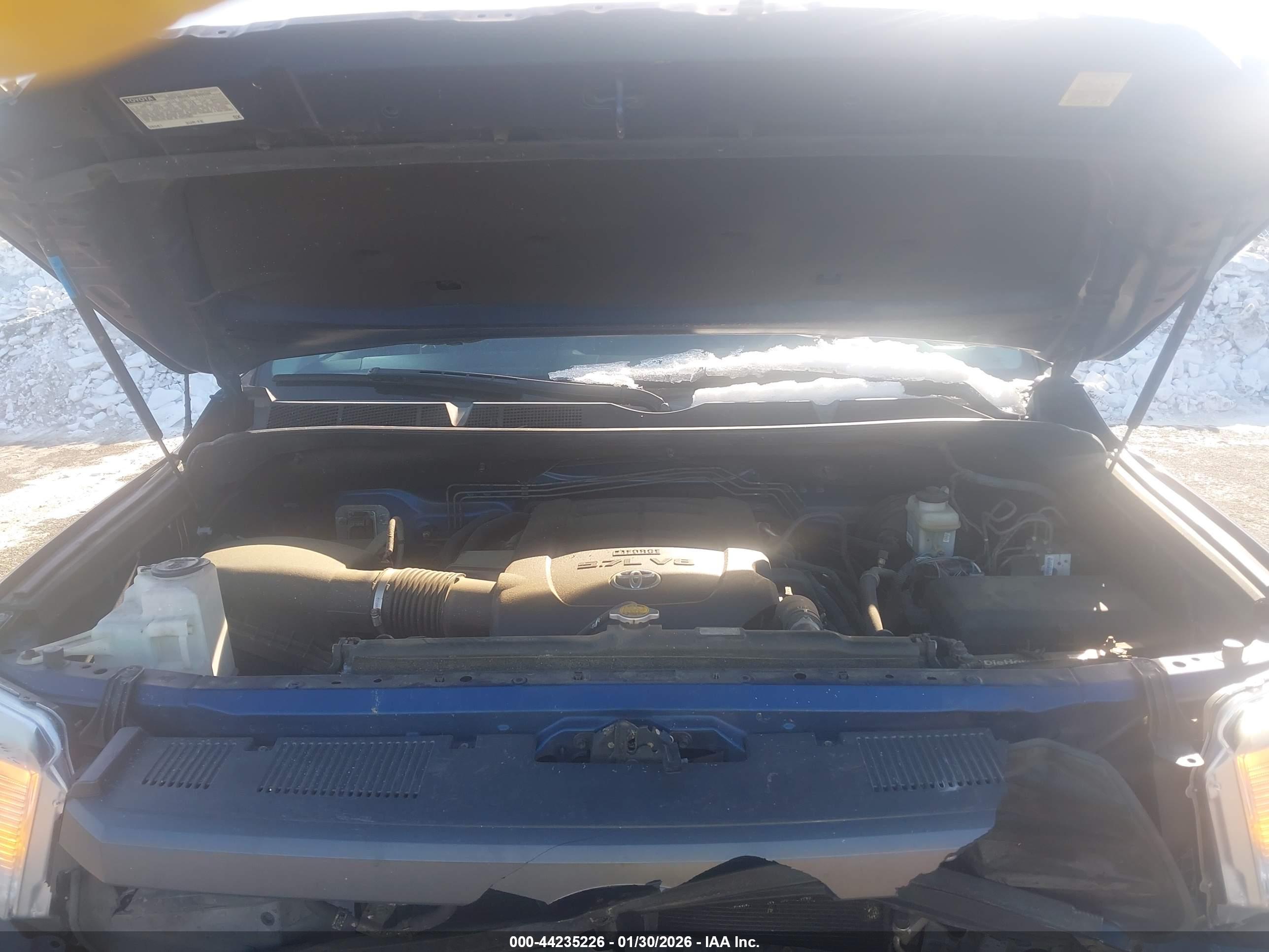 TOYOTA TUNDRA image 10