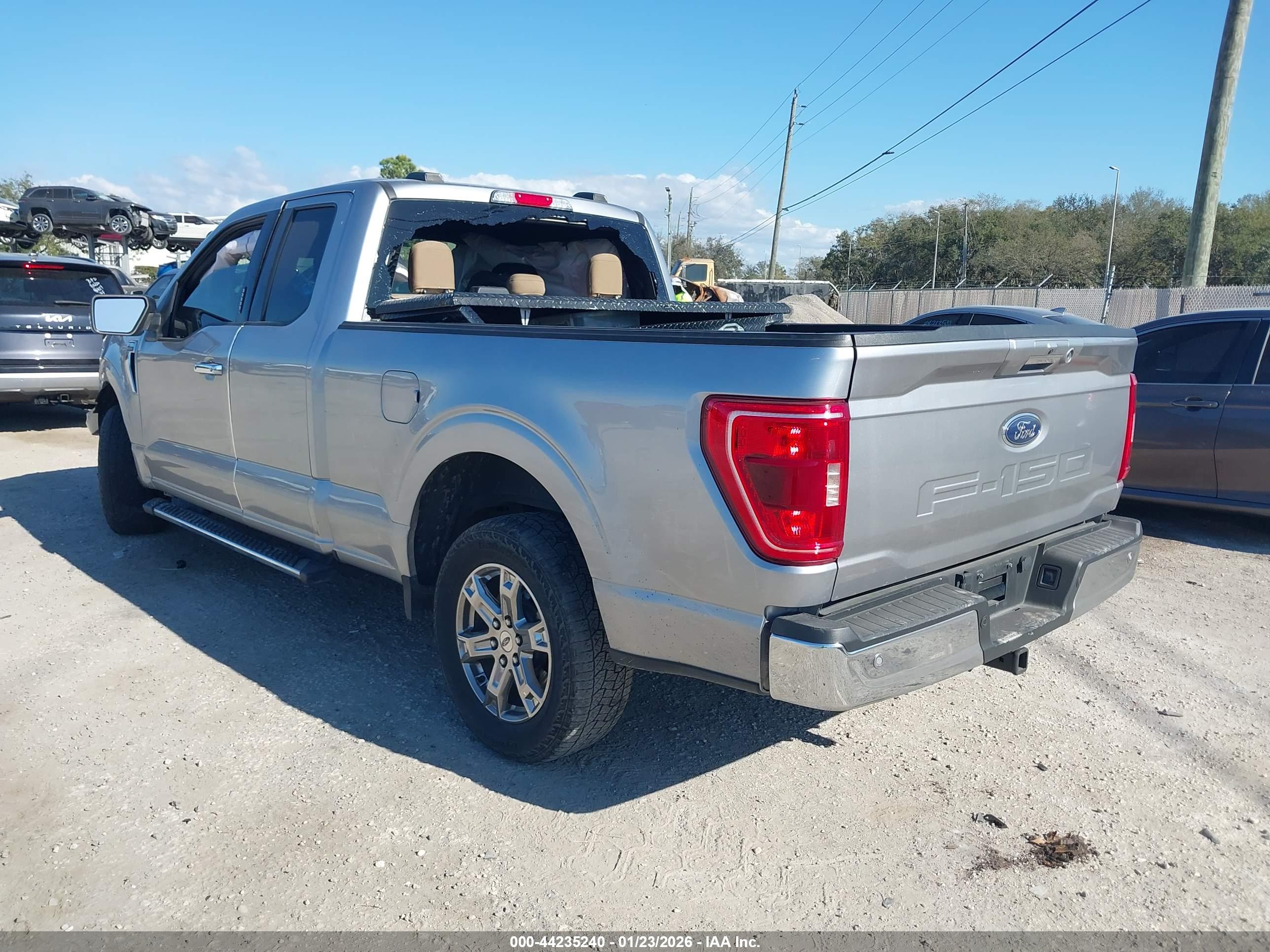 FORD F-150 image 3