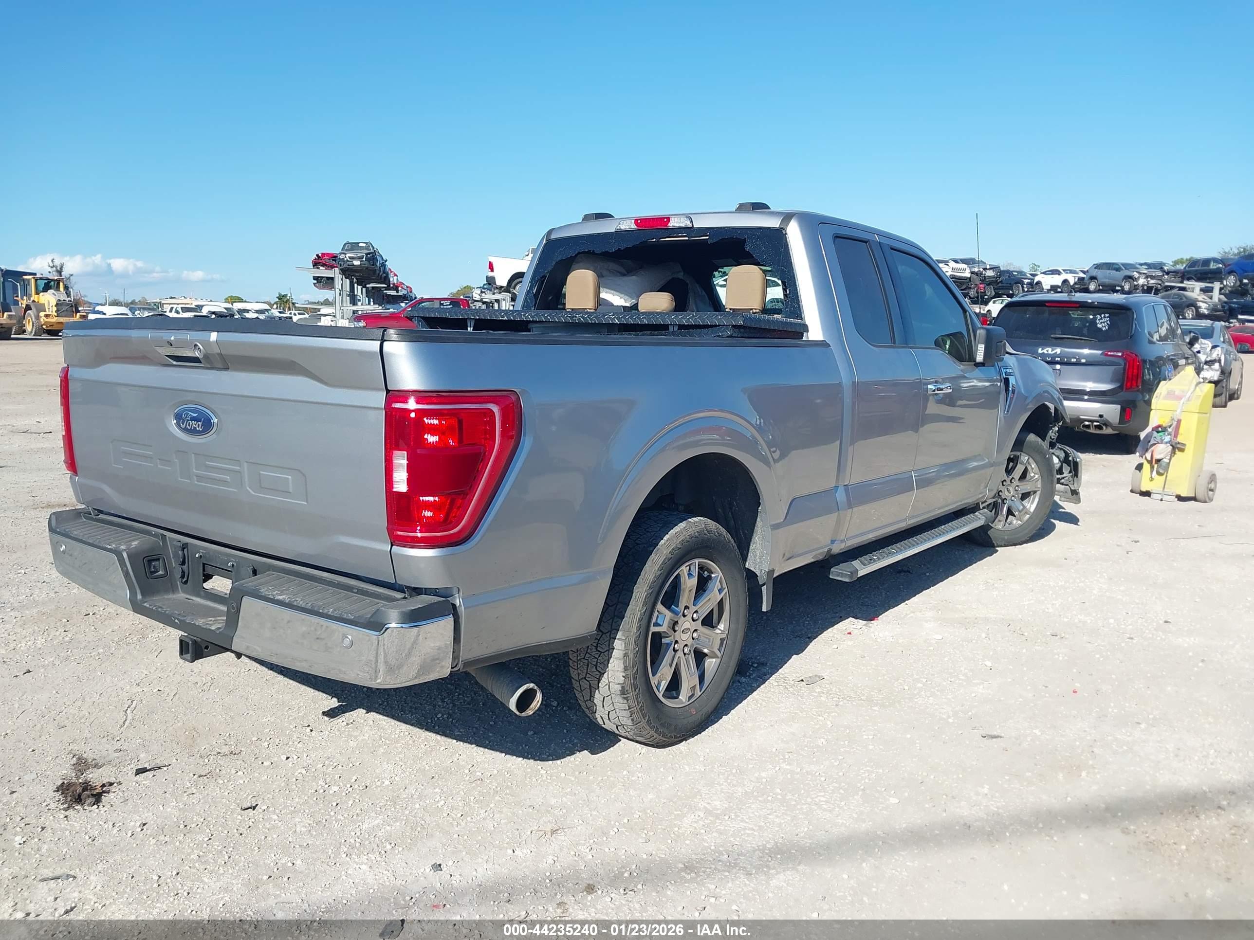 FORD F-150 image 4