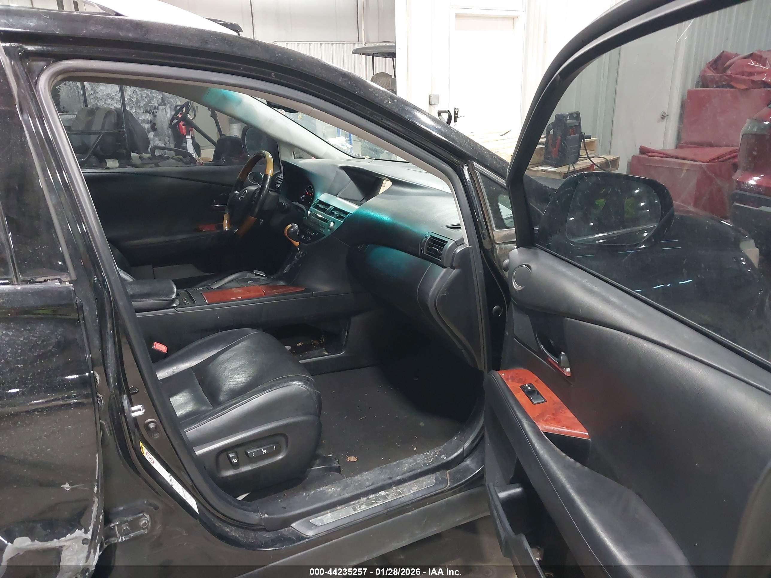 LEXUS RX image 5
