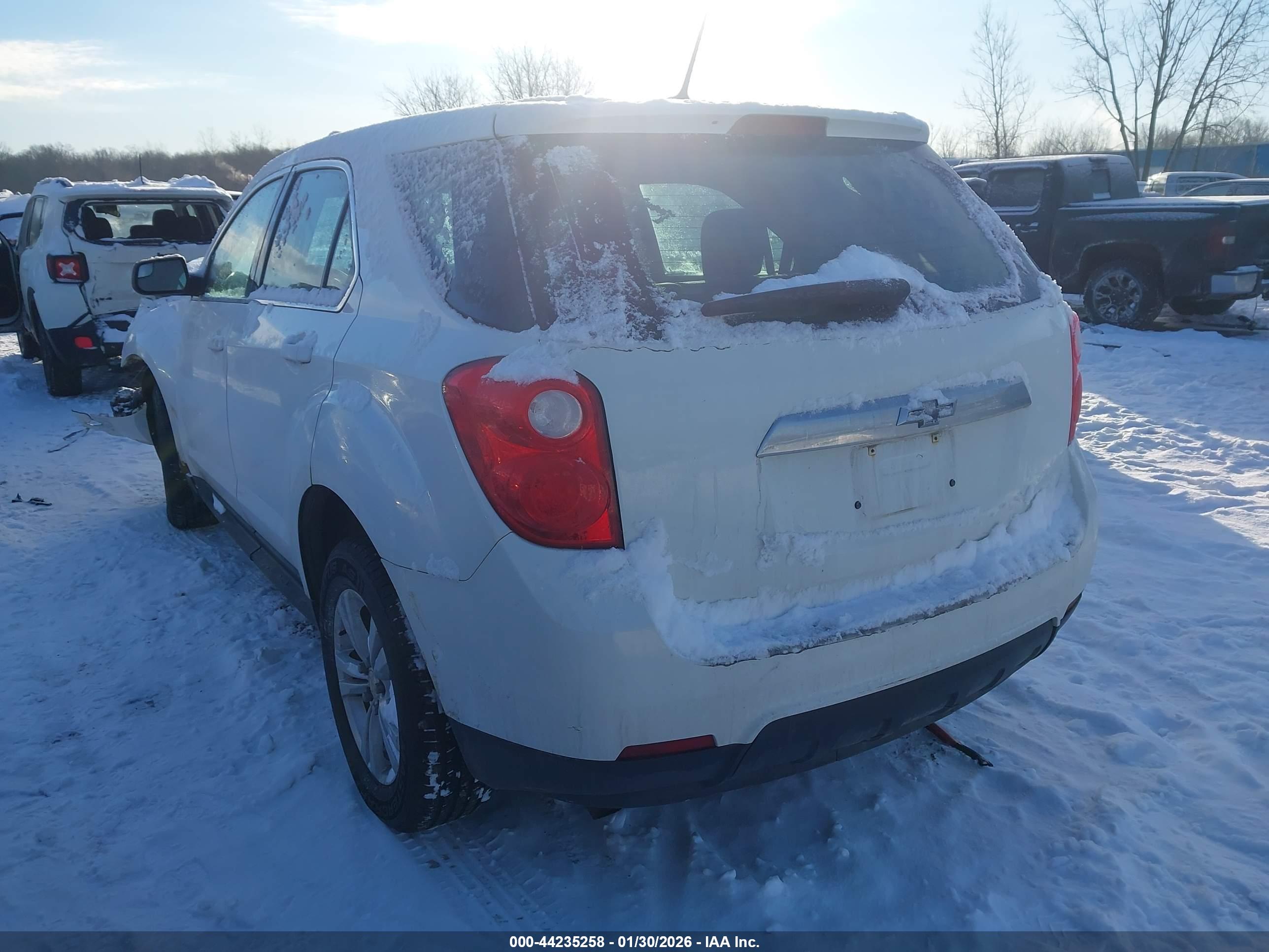CHEVROLET EQUINOX image 3